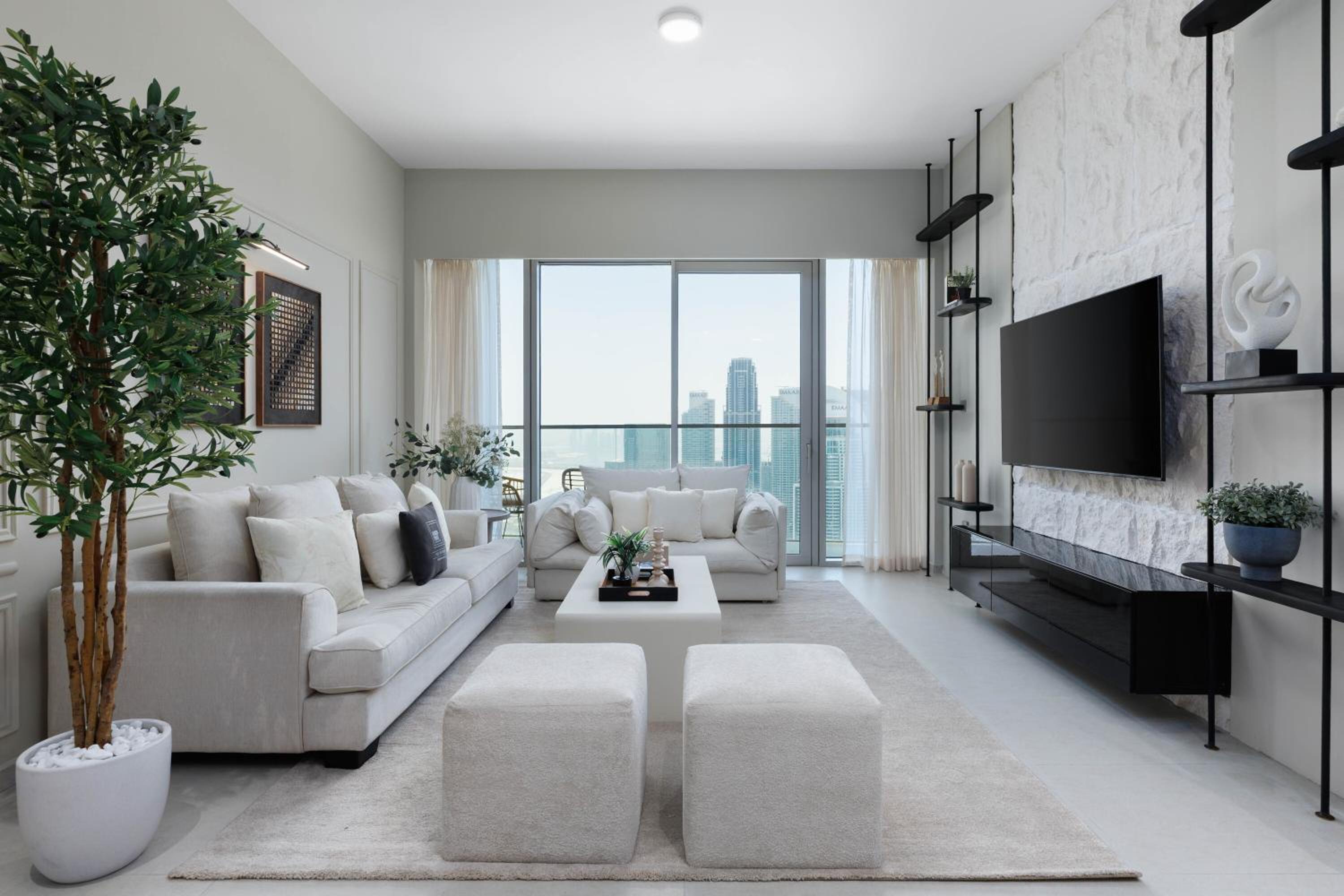 Maison Privee - Sky-High Elegance with Unrivaled Burj Khalifa Views