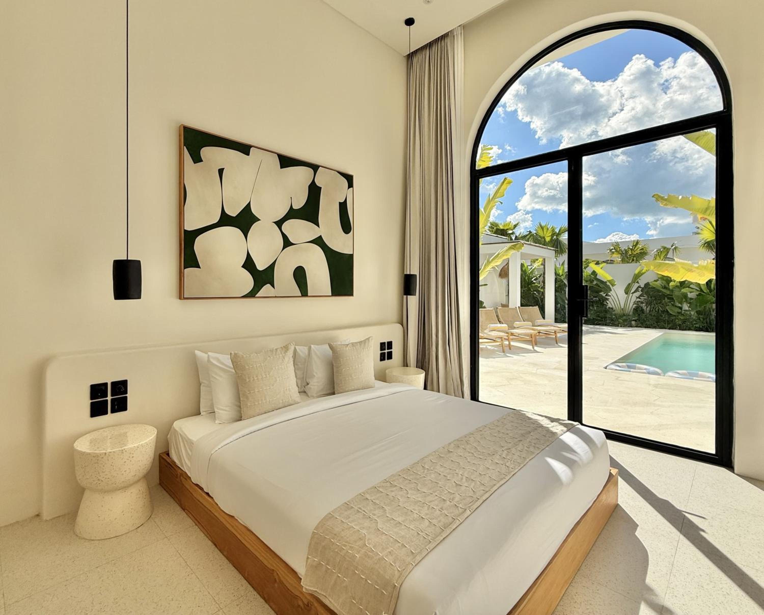 Dolce x The Young Villas