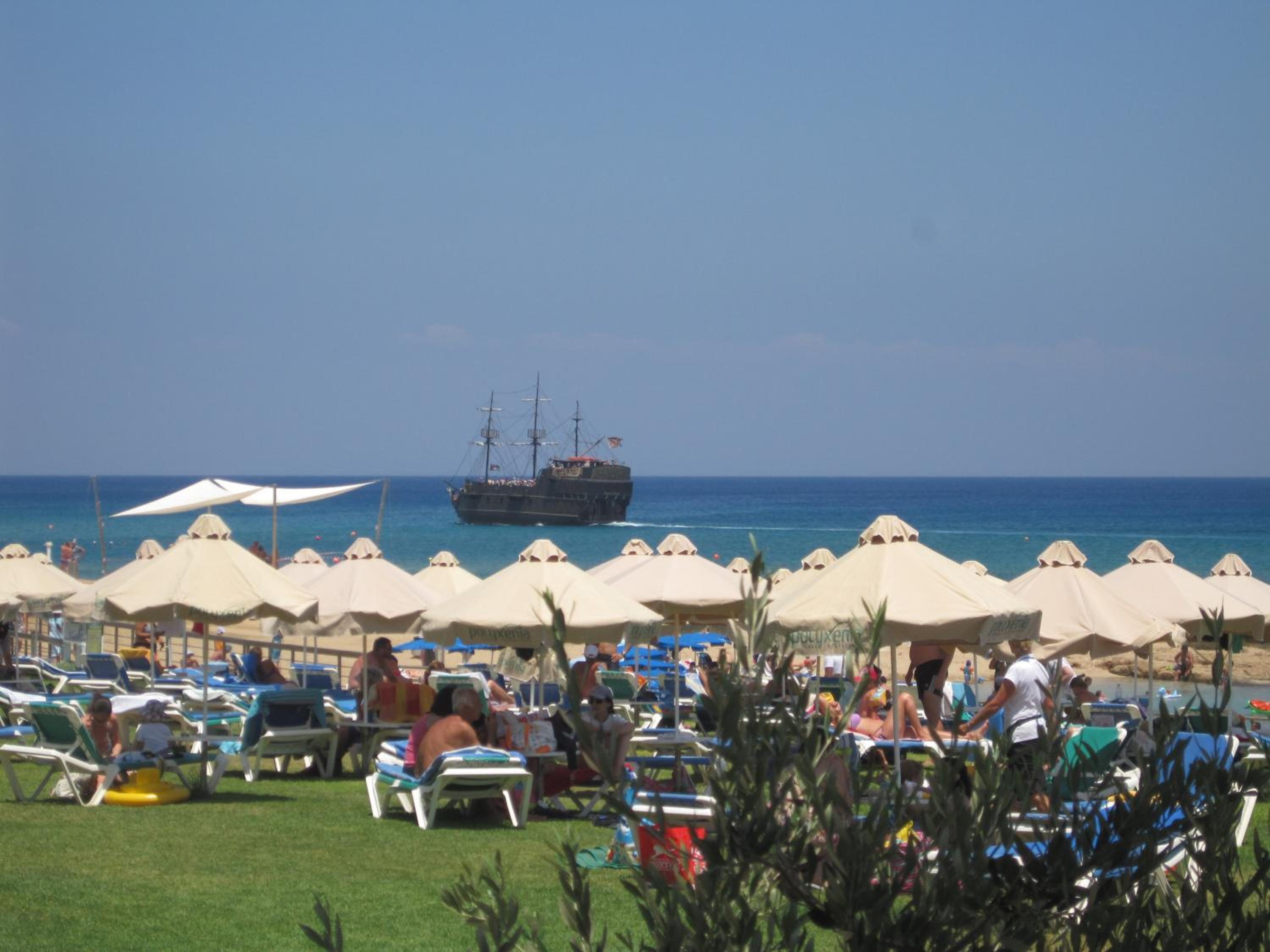 Polyxenia Isaak Luxury Villas and Apartments