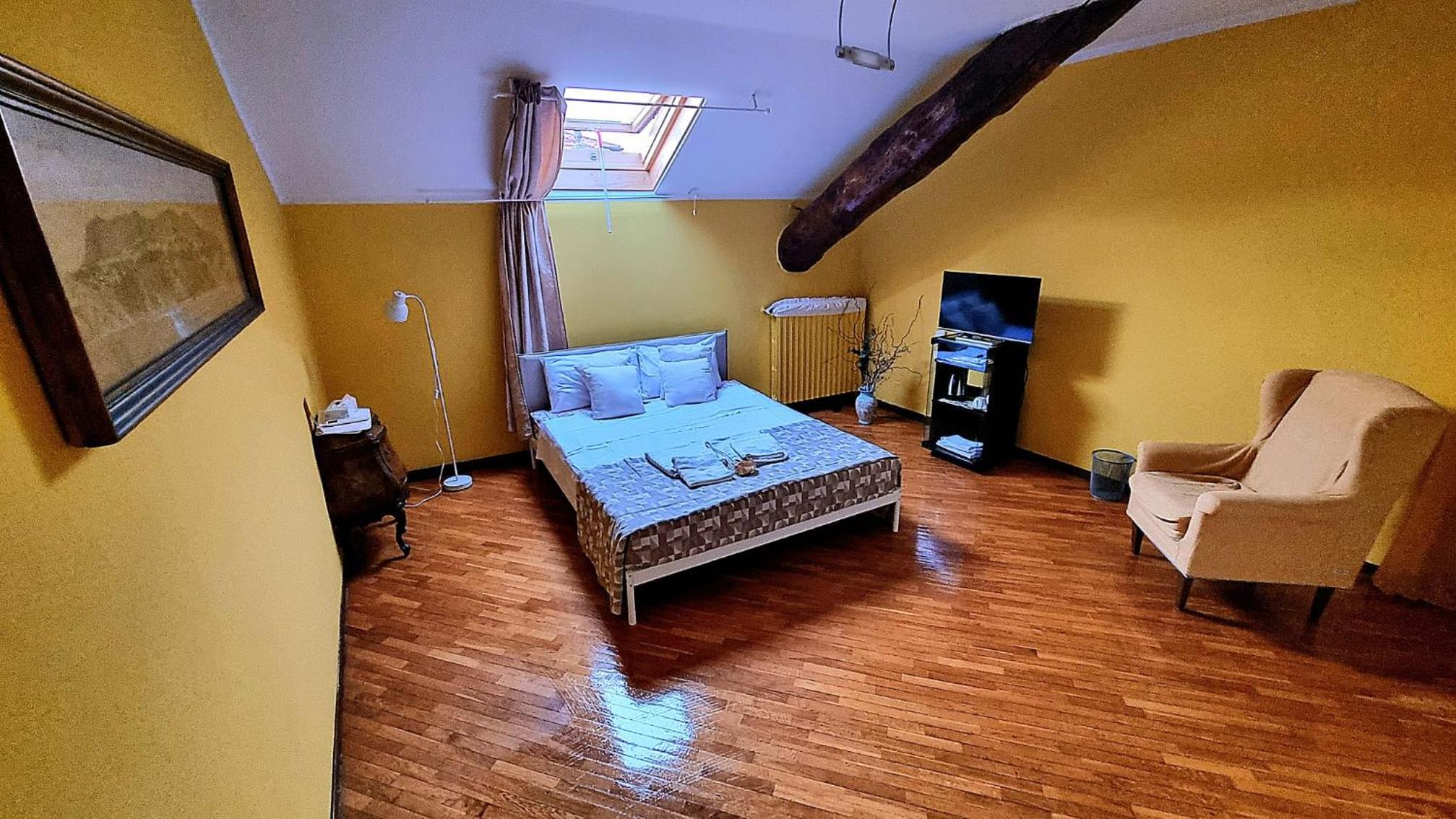 Bergamo Central Living