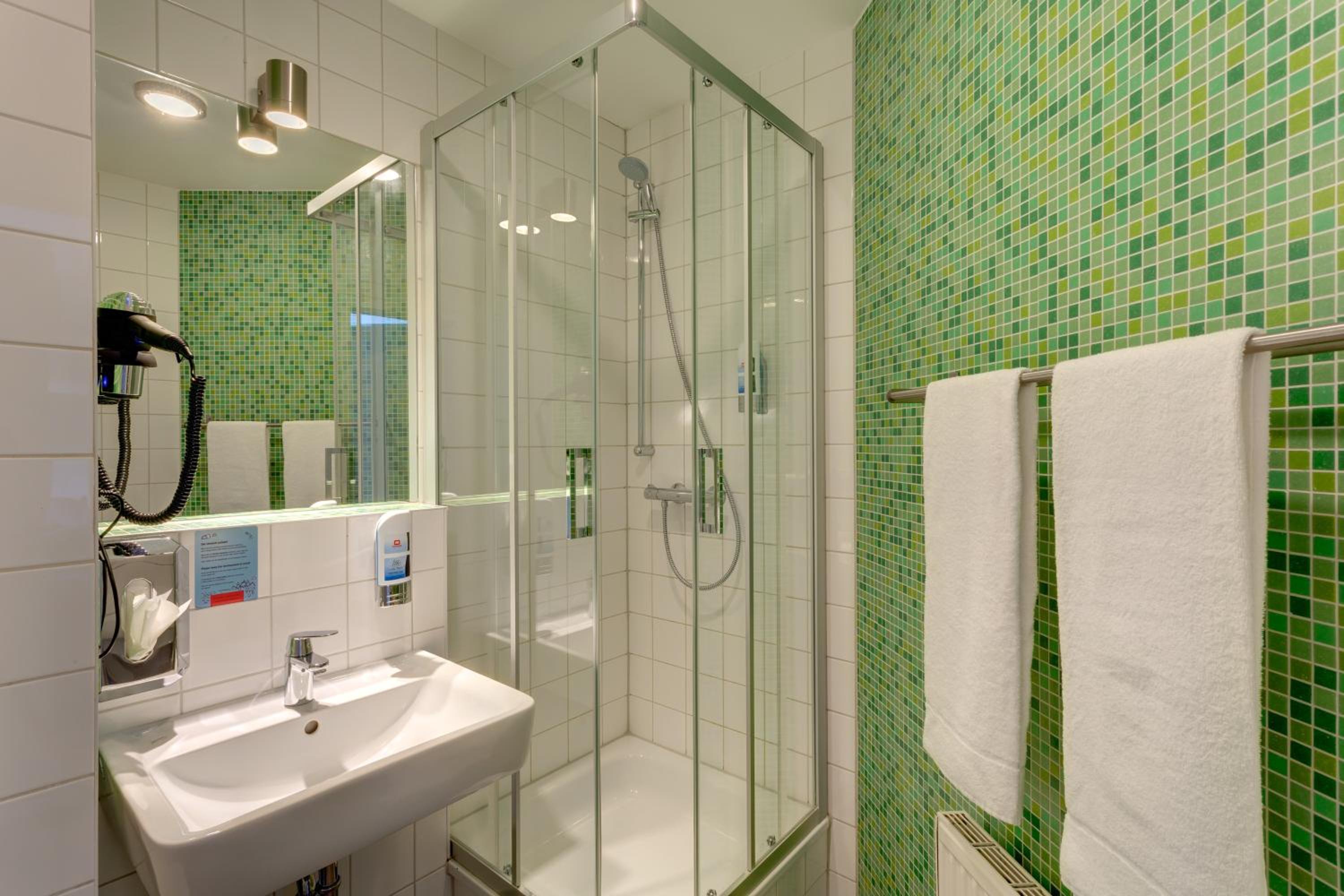 MEININGER Hotel Berlin Alexanderplatz