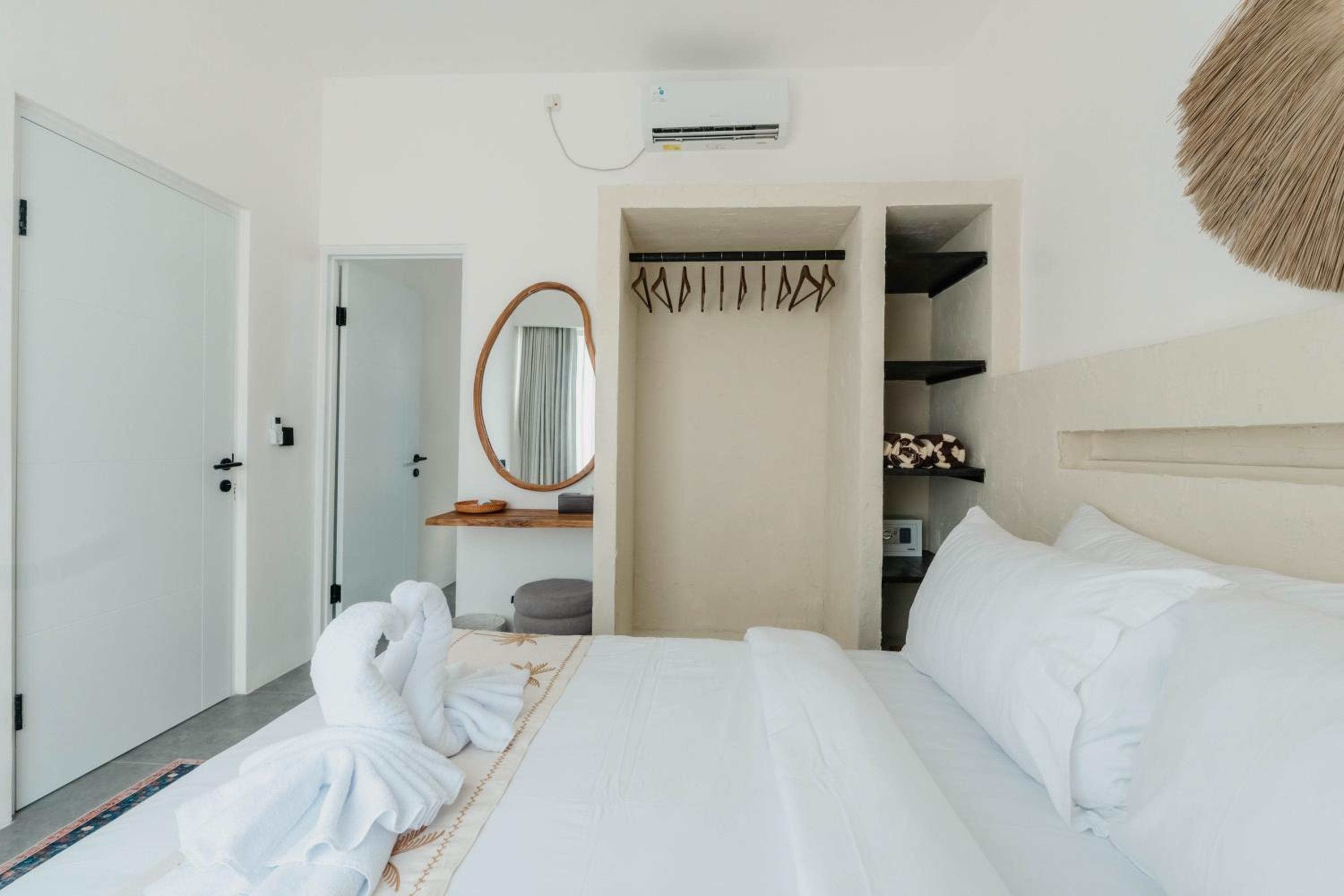 NEW! Unreal Villa 1 - 2BR Villa in Pererenan