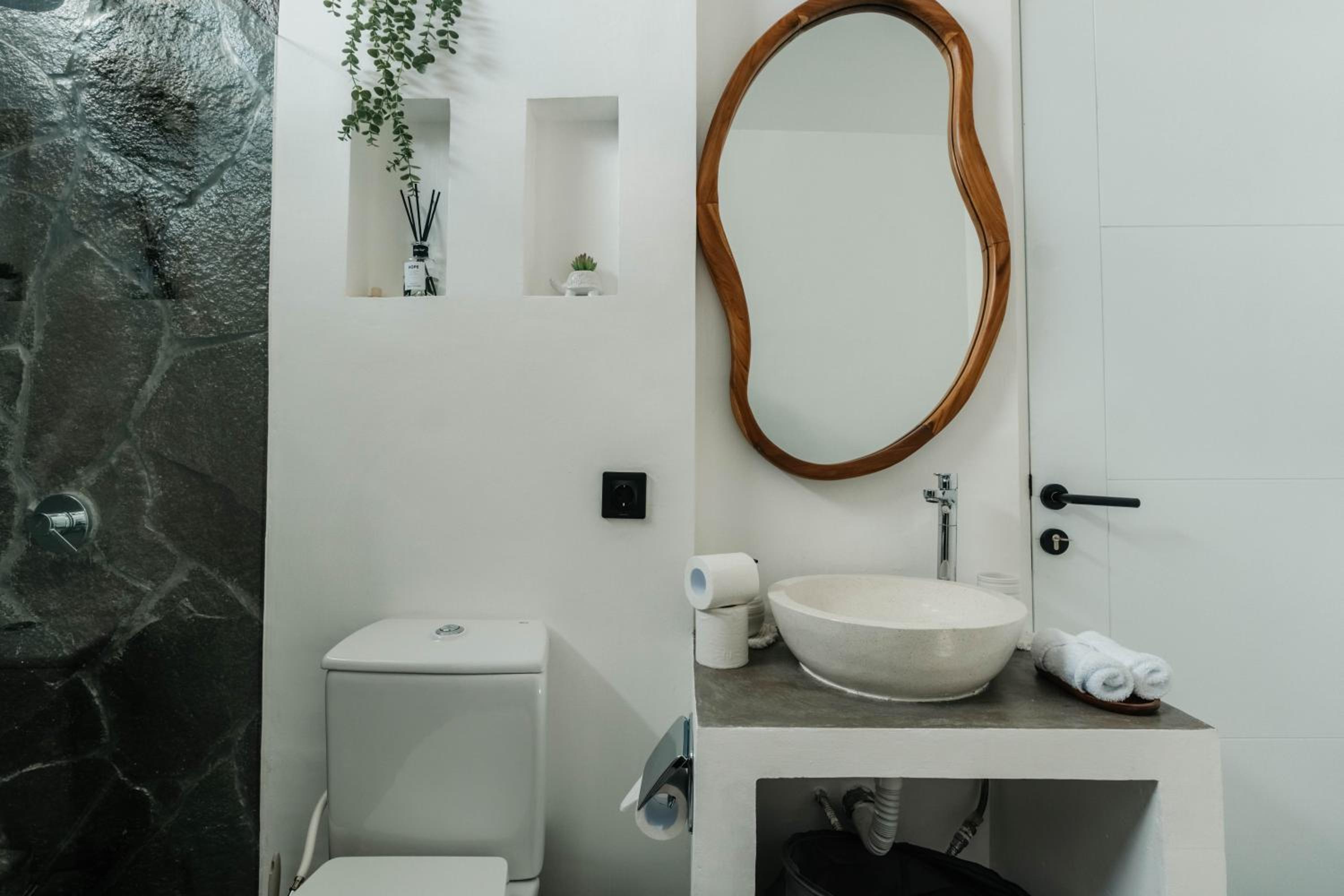 NEW! Unreal Villa 1 - 2BR Villa in Pererenan