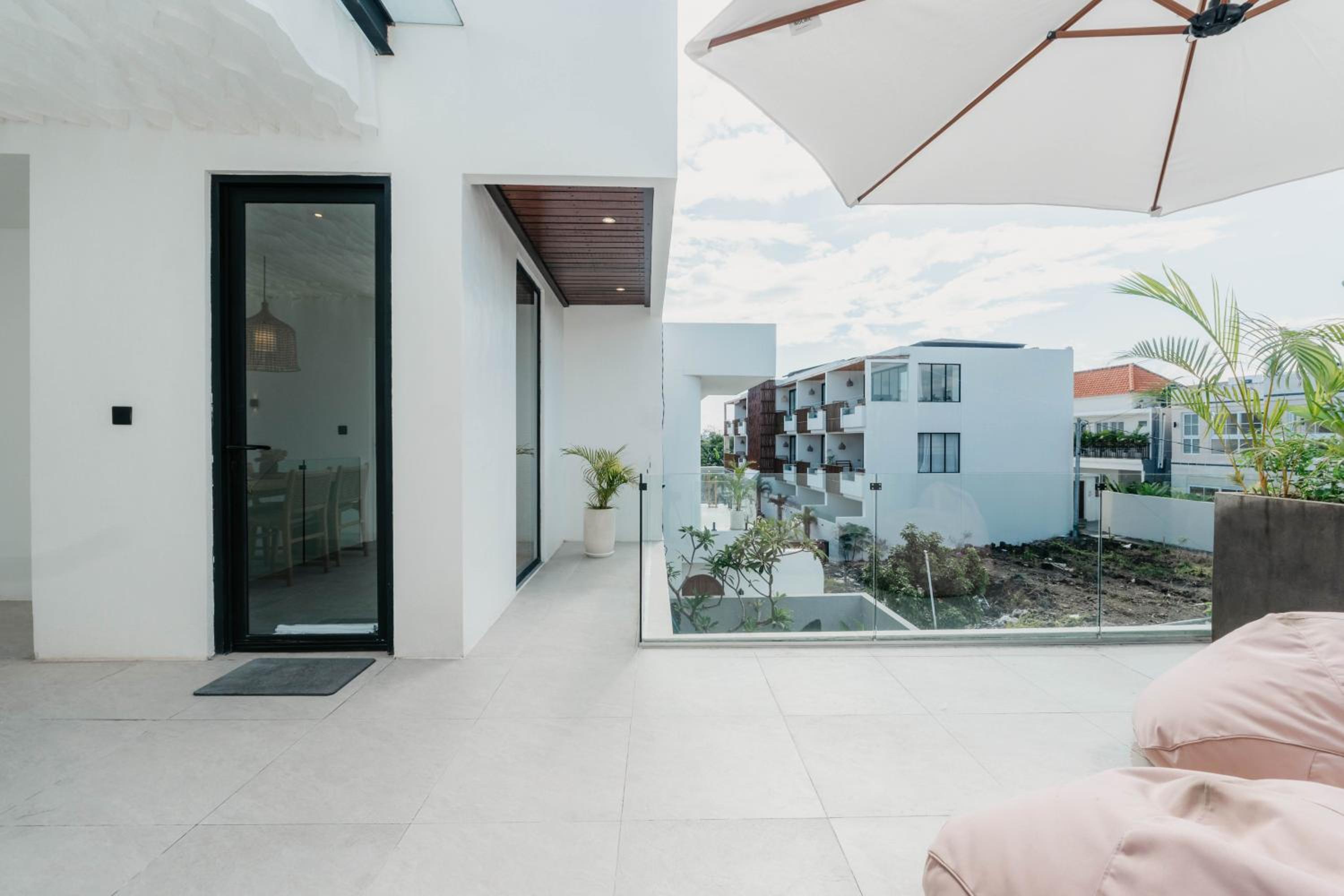 NEW! Unreal Villa 1 - 2BR Villa in Pererenan