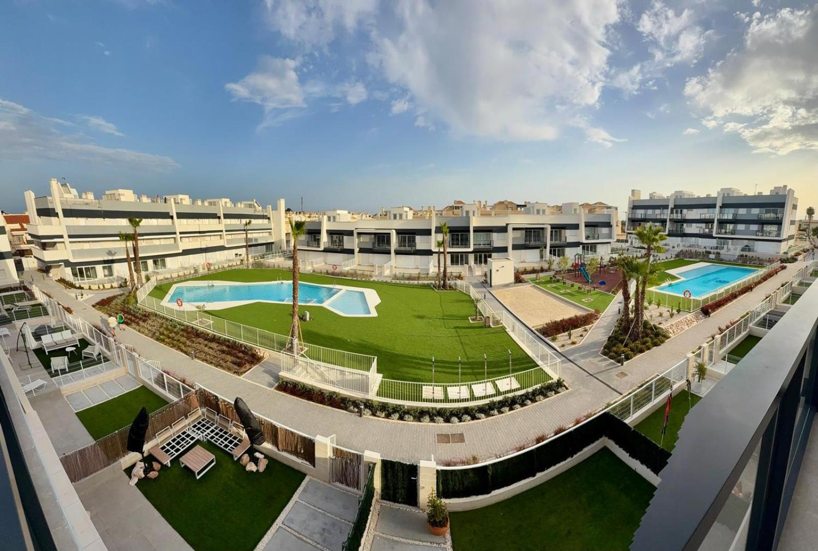 way2sun penthouses Gran Alacant - FREE e-bikes & jacuzzi & solarium & PS5