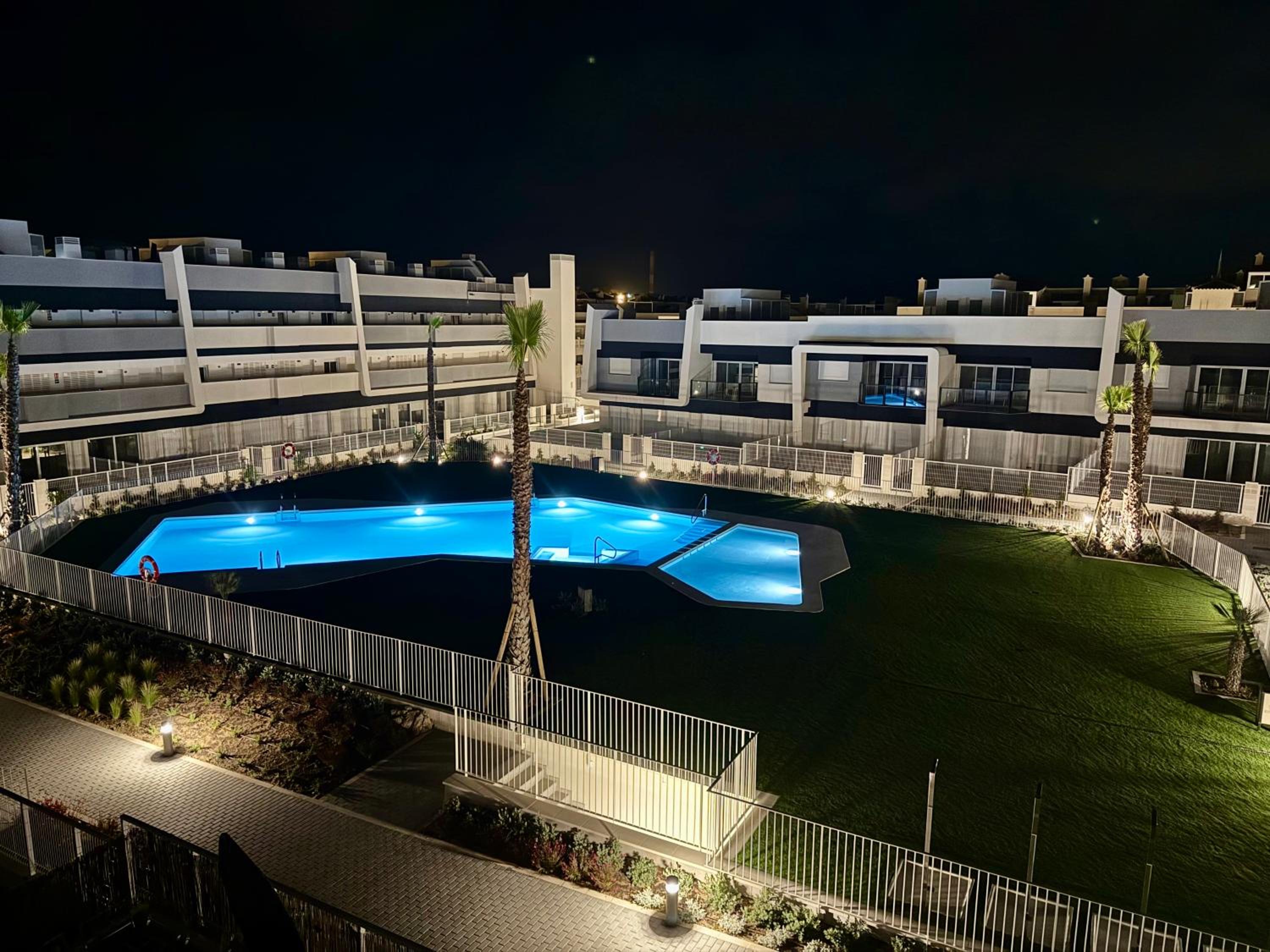 way2sun penthouses Gran Alacant - FREE e-bikes & jacuzzi & solarium & PS5