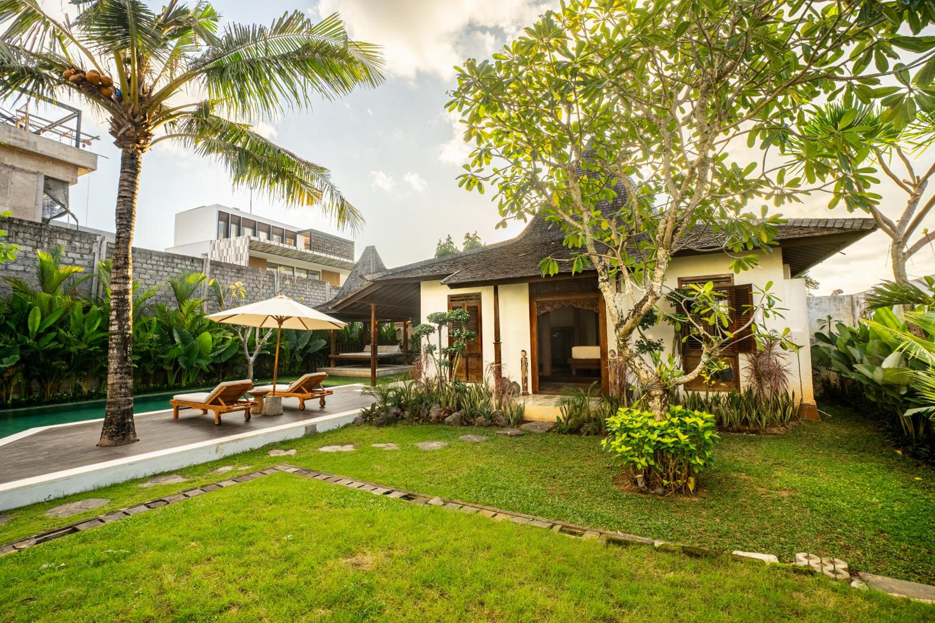 Villa Tropical Svasti by Nakula