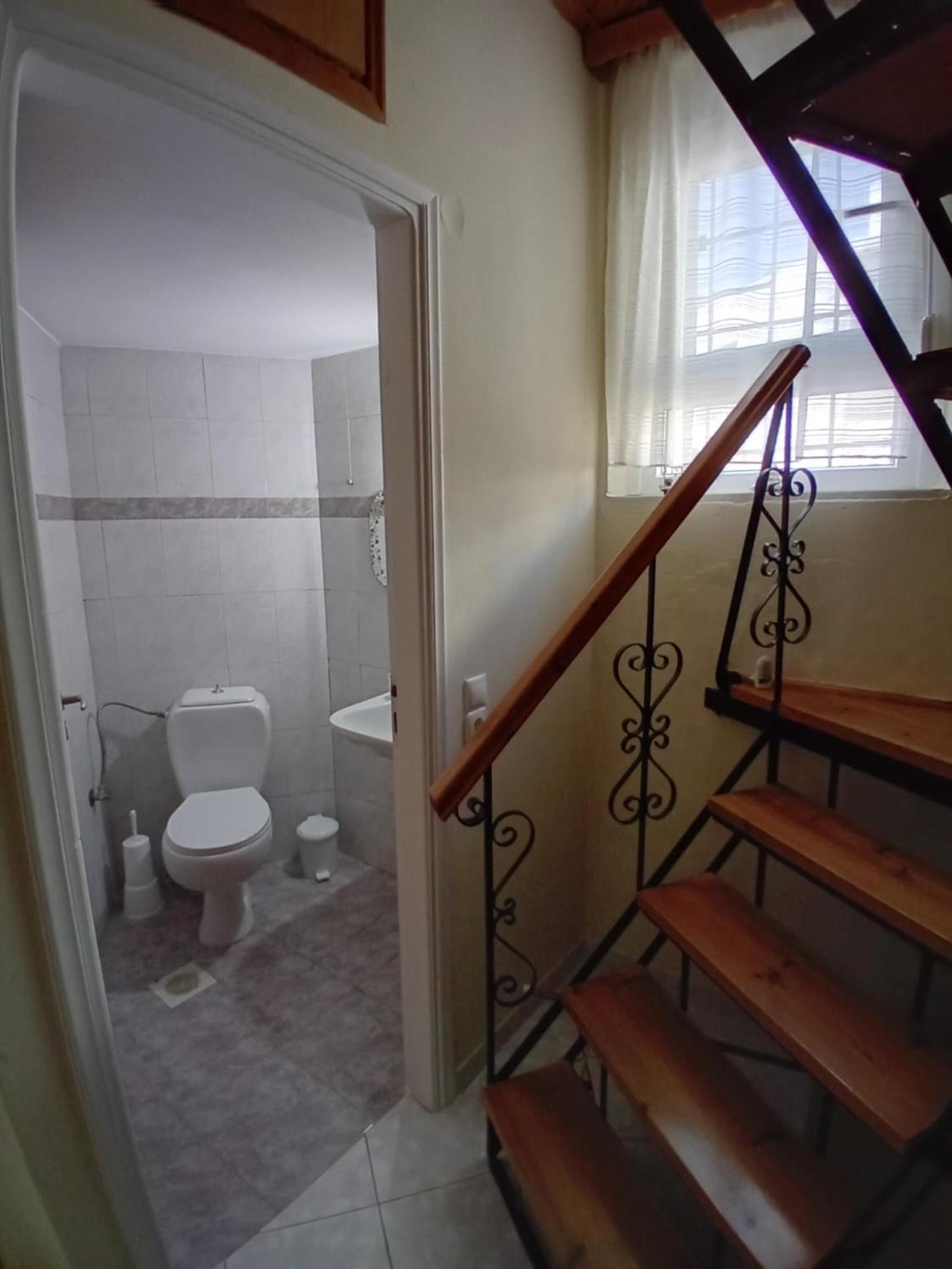 Mesorizi - Ancestral Home, Modern Stay