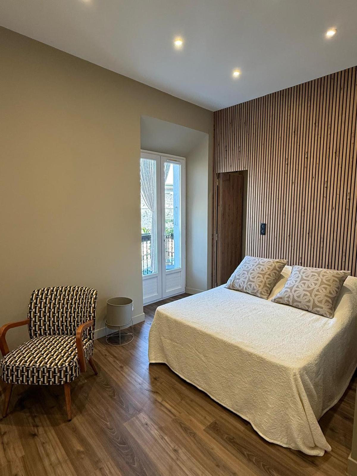 STUDIO SPACIEUX TOUT CONFORT CITE IMPERIALE