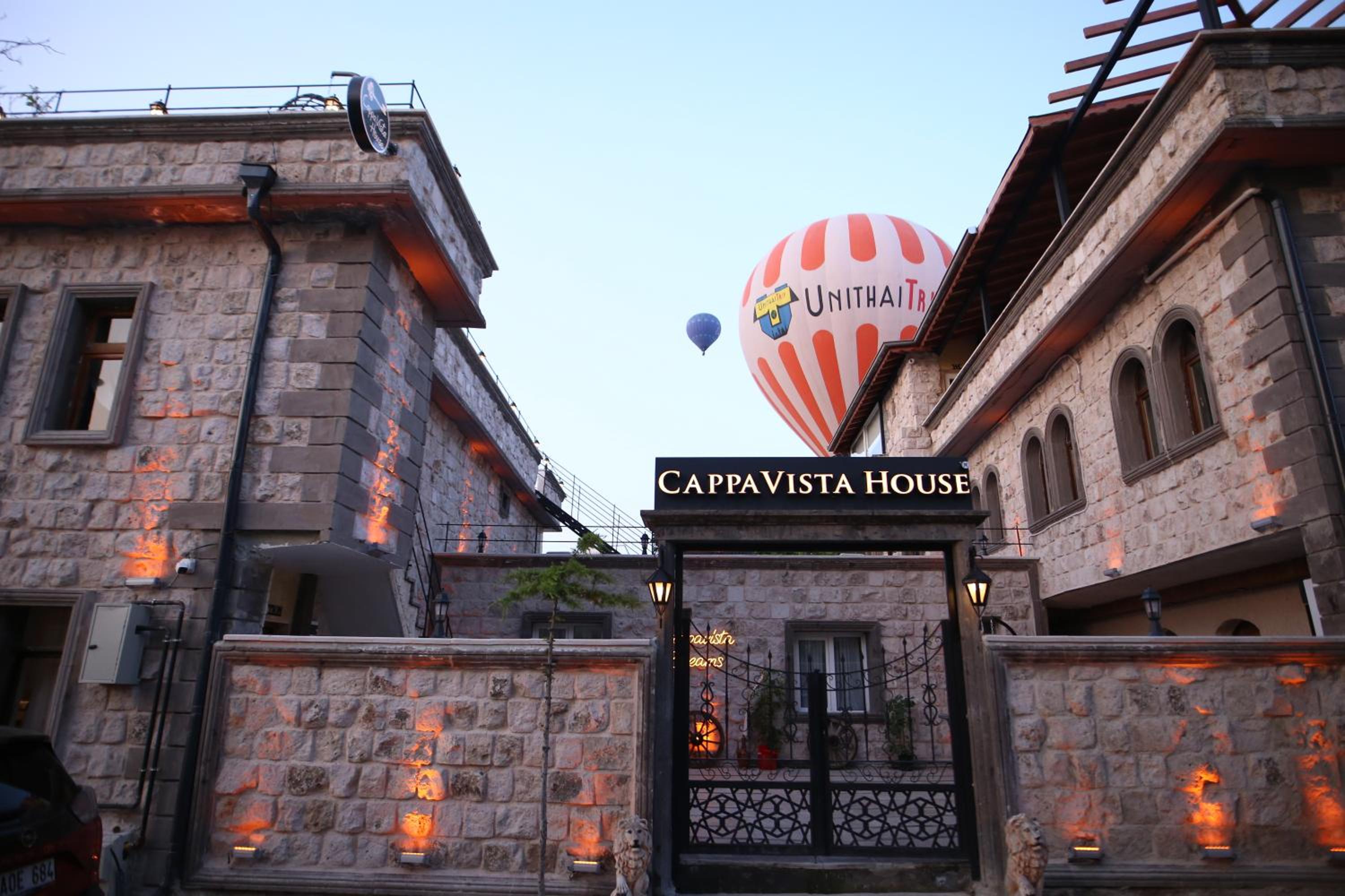 Capavista Cave House