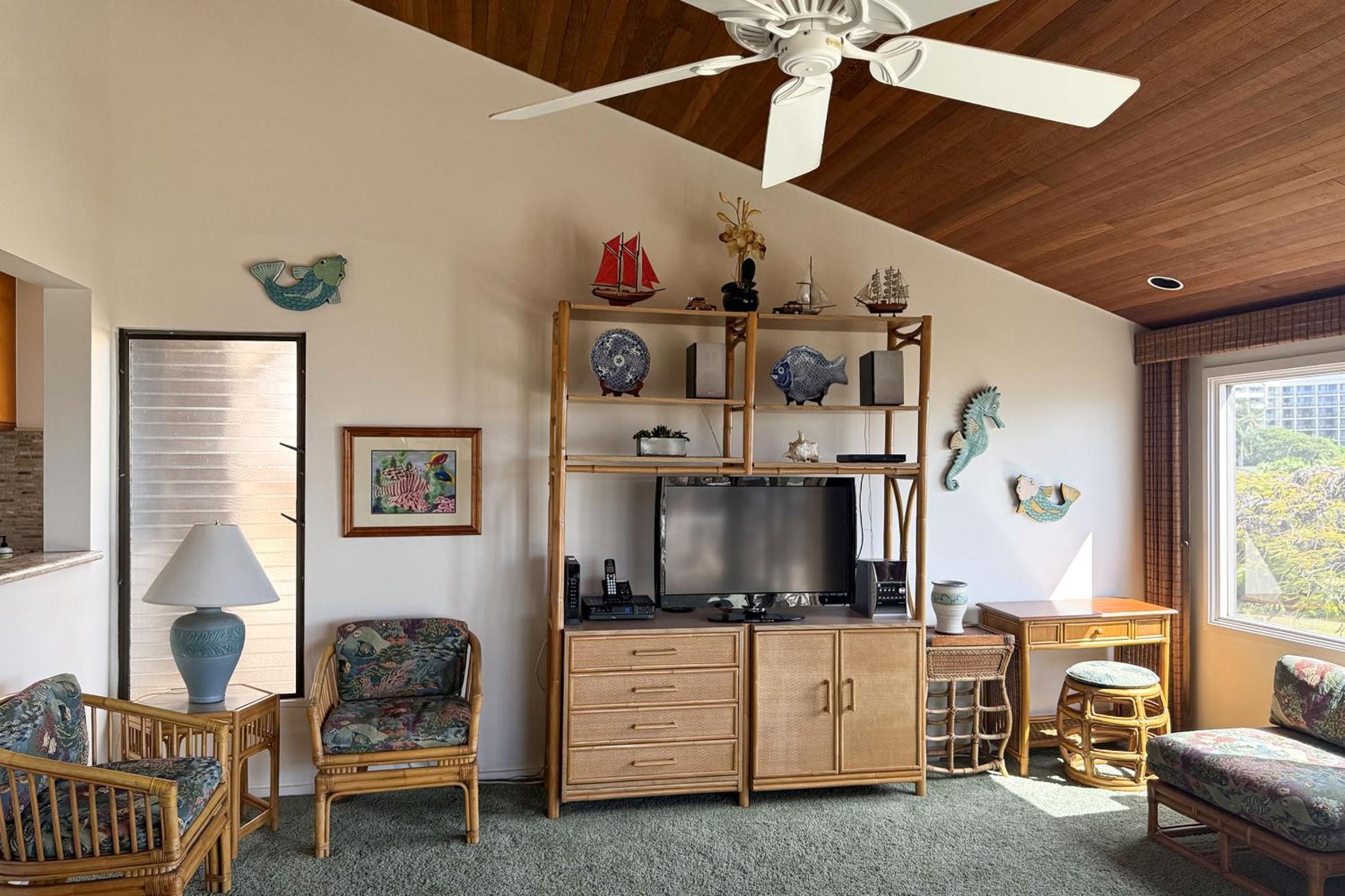 Wailea Elua 808 - Scenic Ocean Views, Classic Wailea Charm, Central AC, Wi-Fi