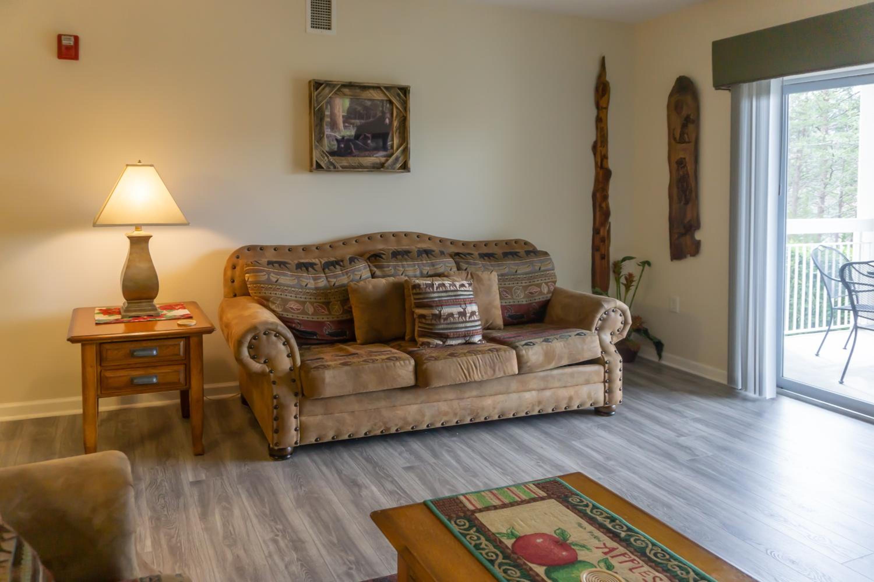 Mtn Views! Walkable Pigeon Forge Retreat with Pool