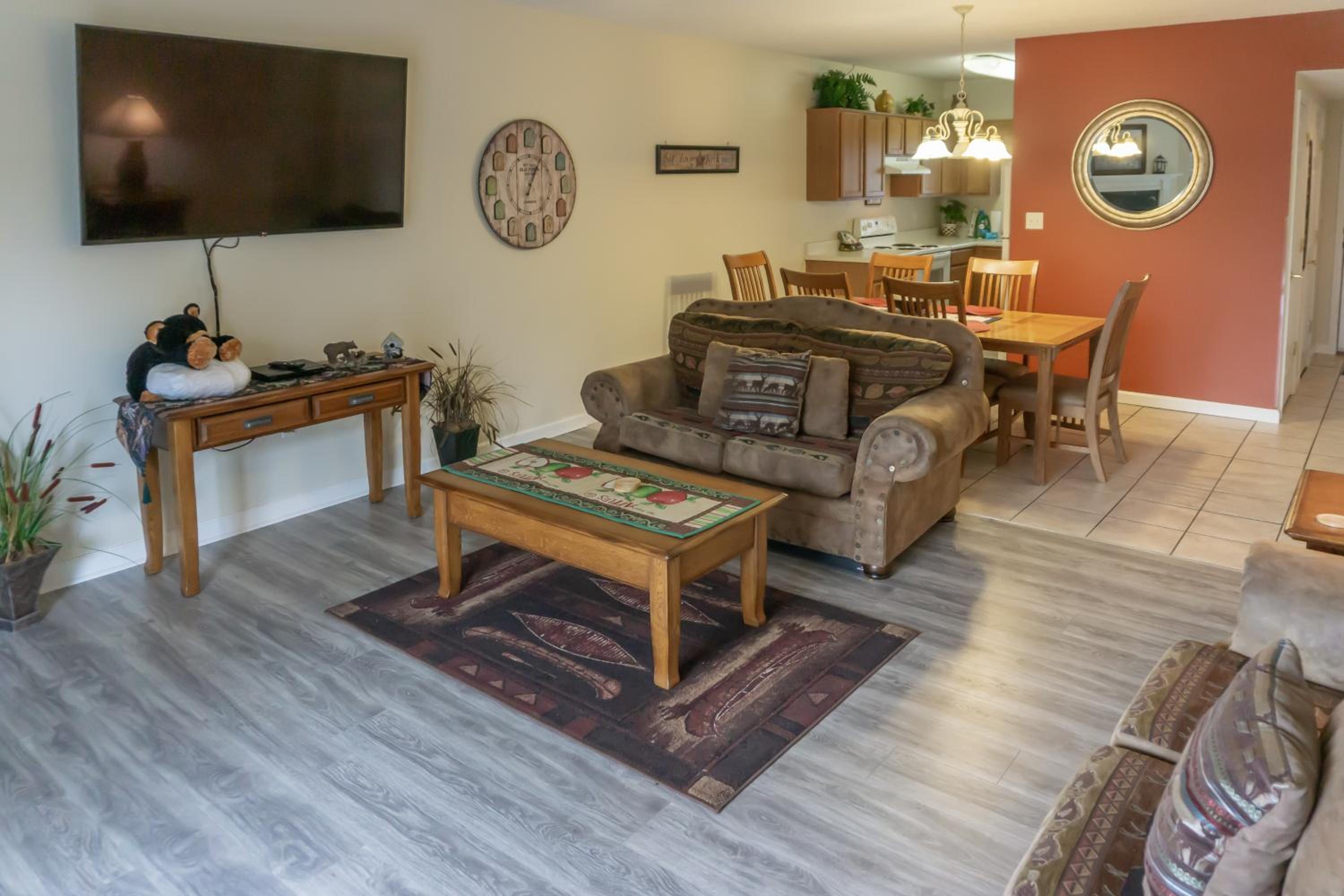 Mtn Views! Walkable Pigeon Forge Retreat with Pool