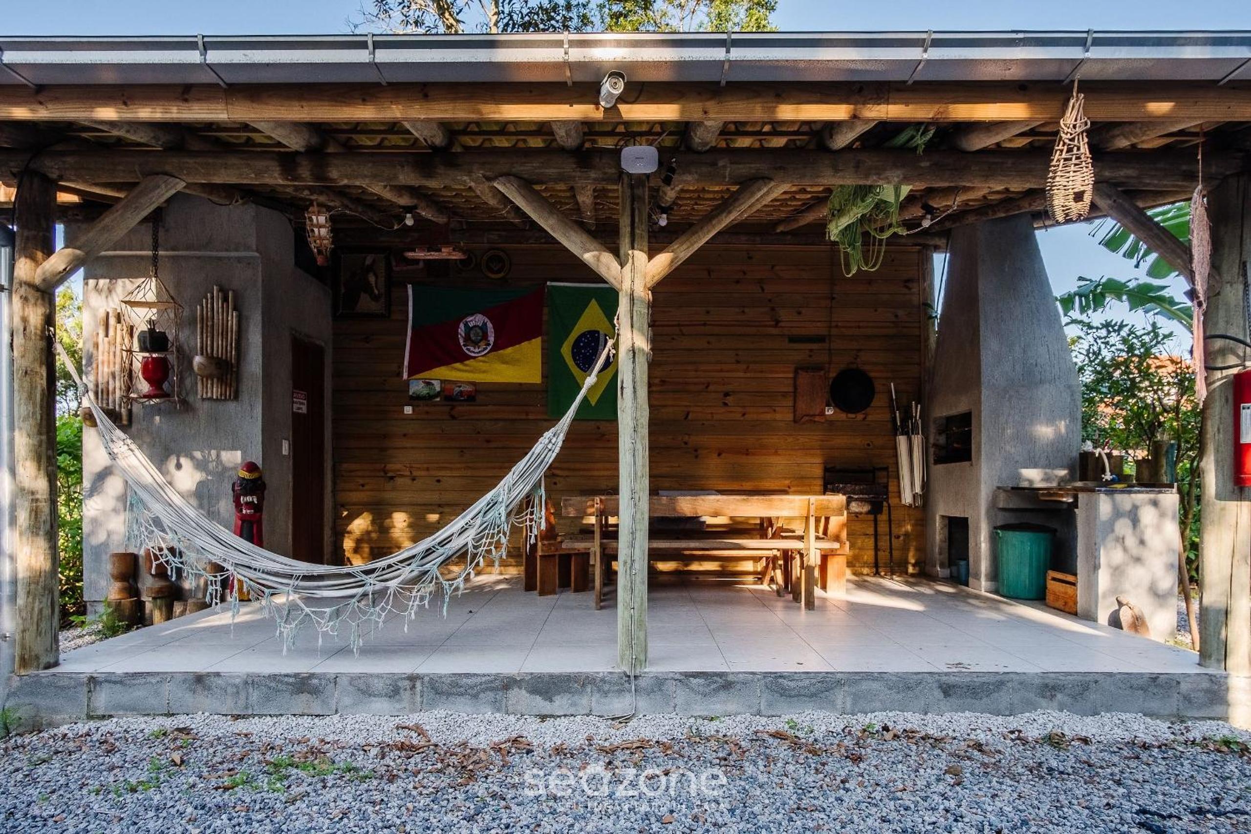Relaxing cabins near Praia do Rosa - PRJ