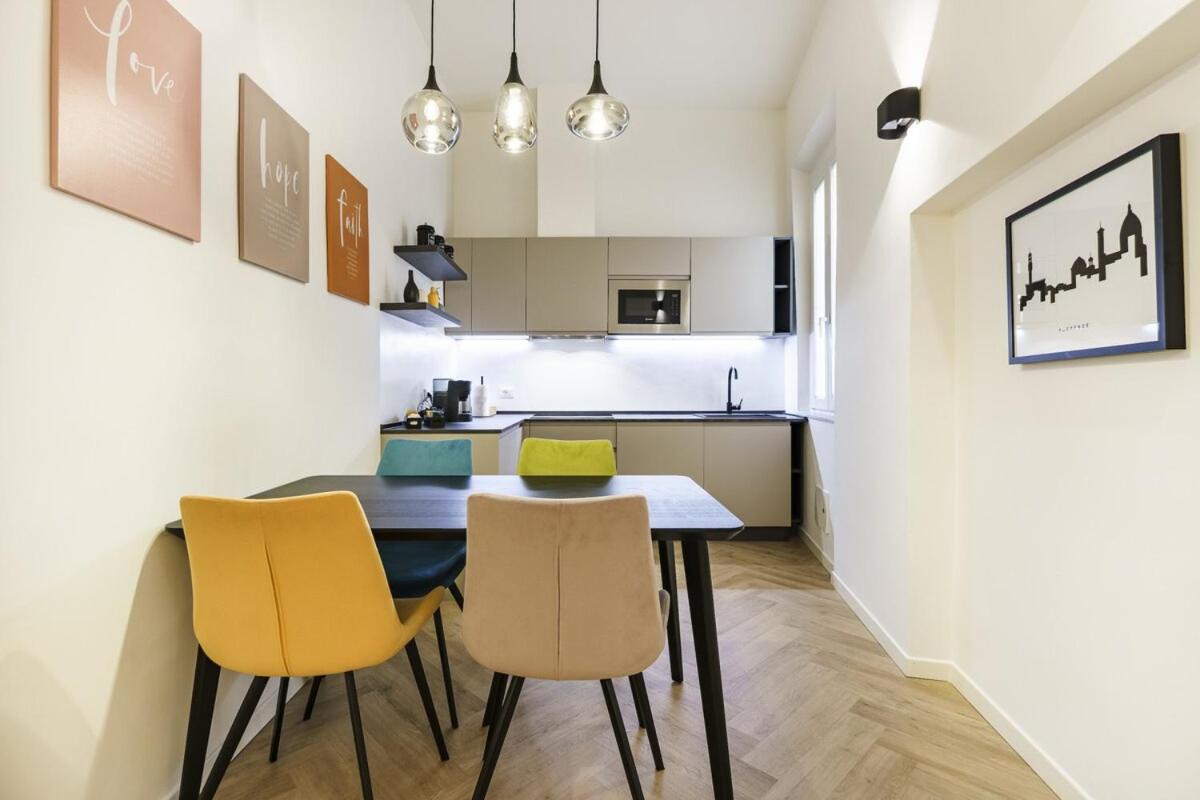 Designer Apartment in Oltrarno