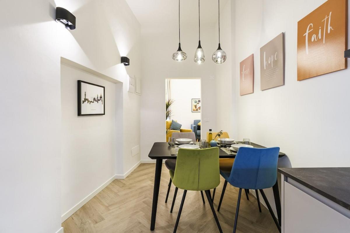 Designer Apartment in Oltrarno