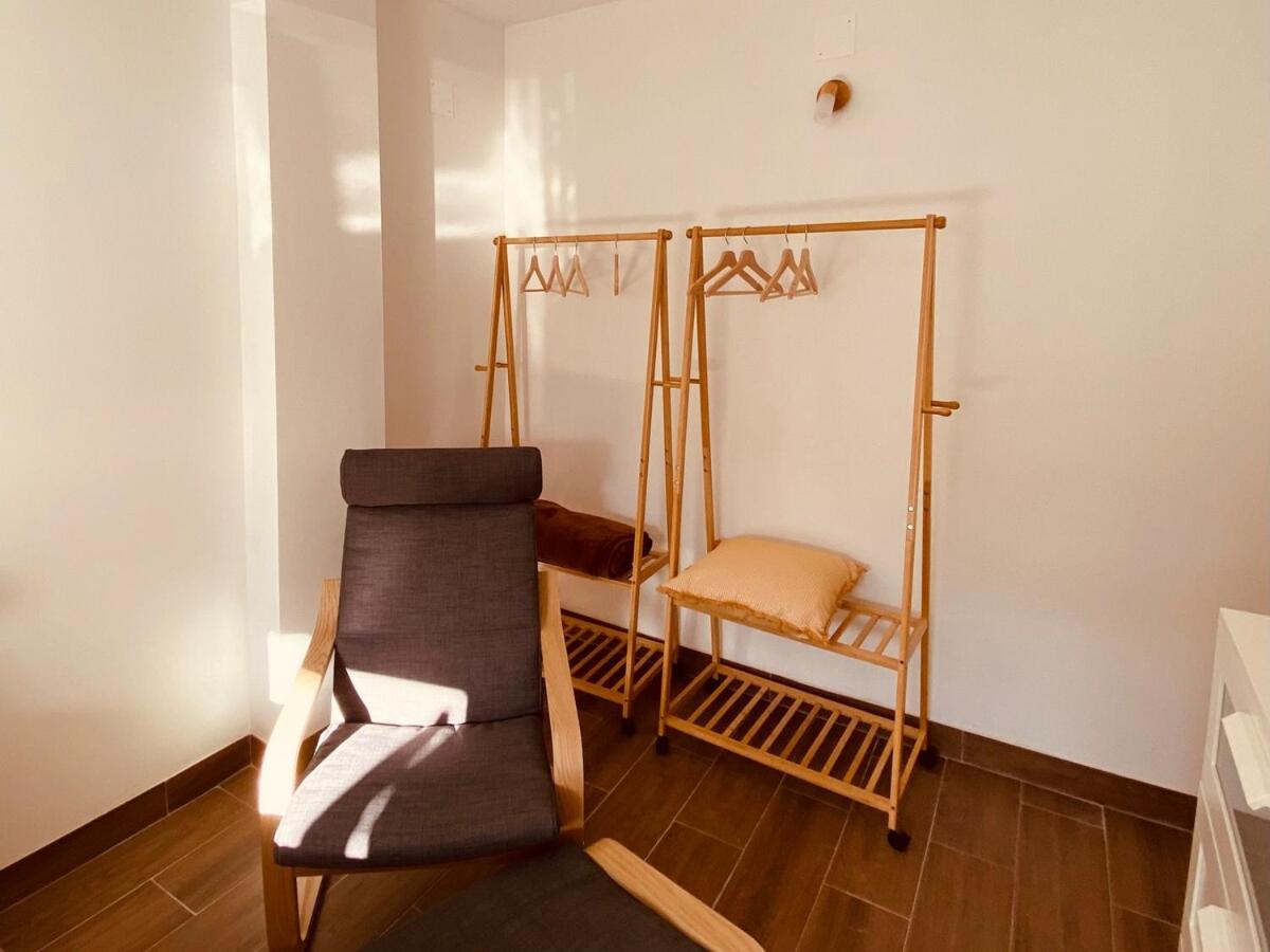 AL BIONDI COMENDA Cozy Home for 2 Pax with Kitchen and Patio