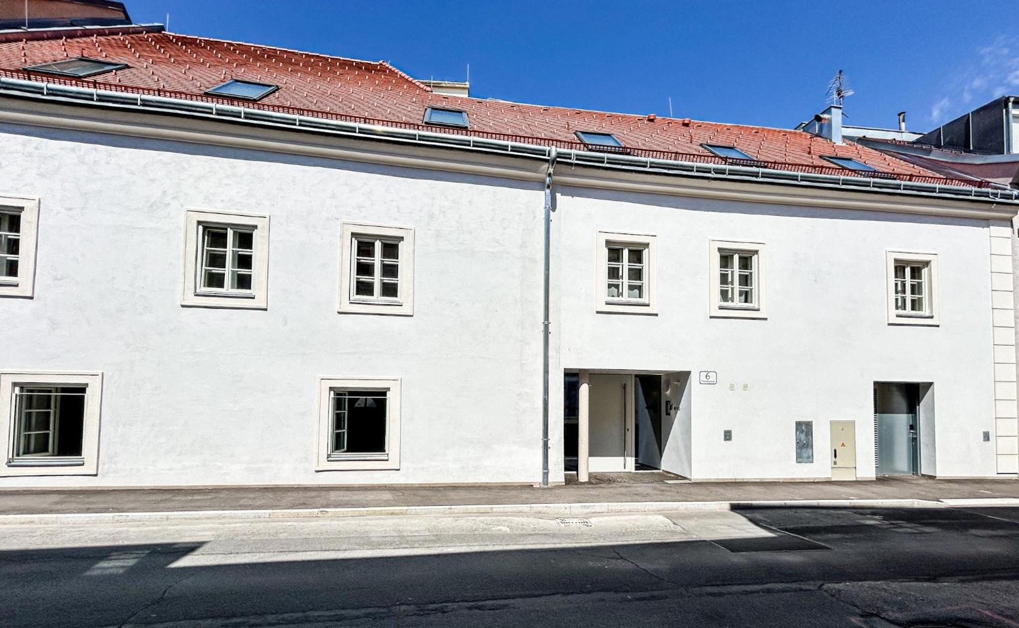 Zentrales Business Apartment mit Schlafzimmer