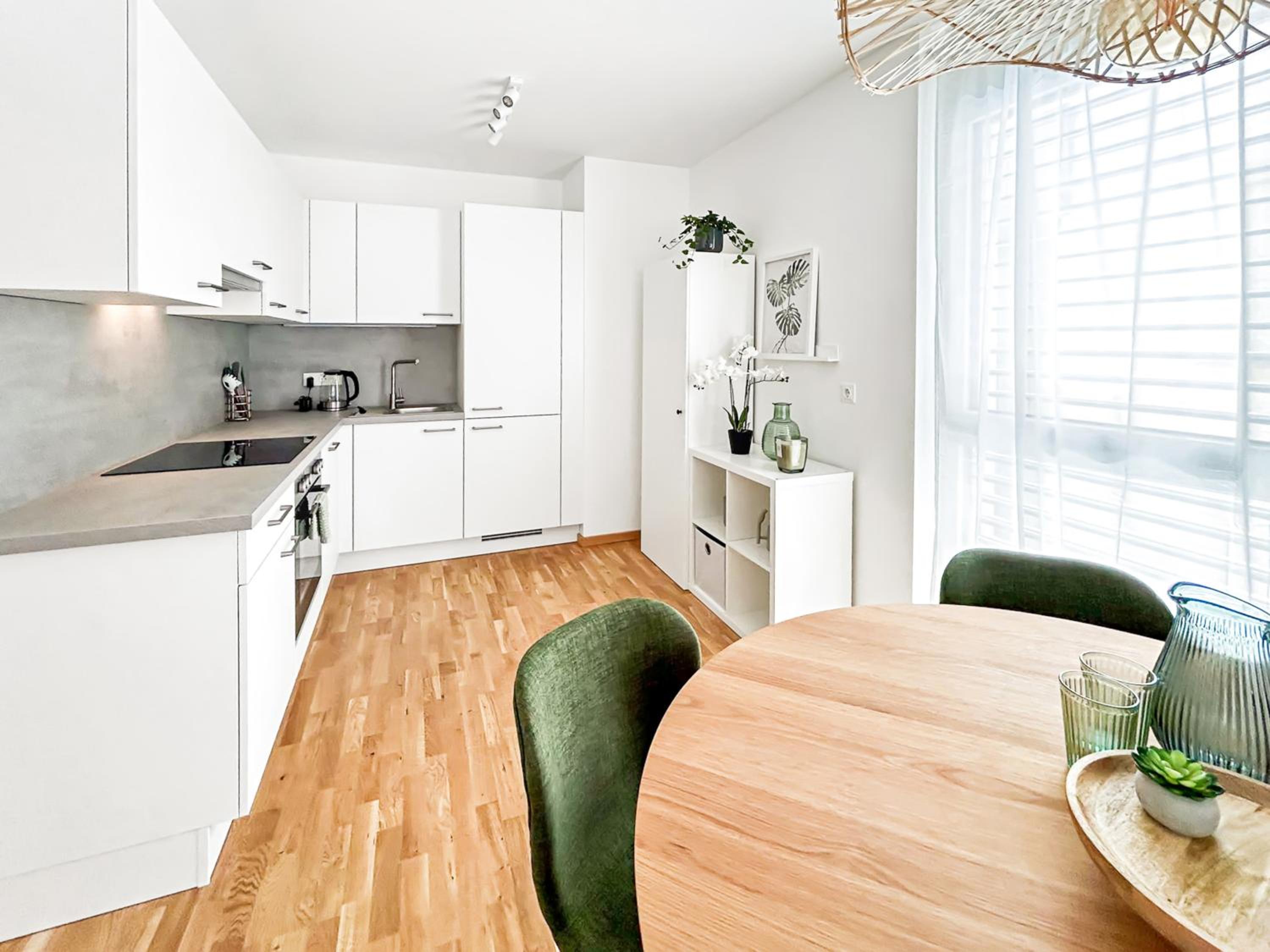 Zentrales Business Apartment mit Schlafzimmer