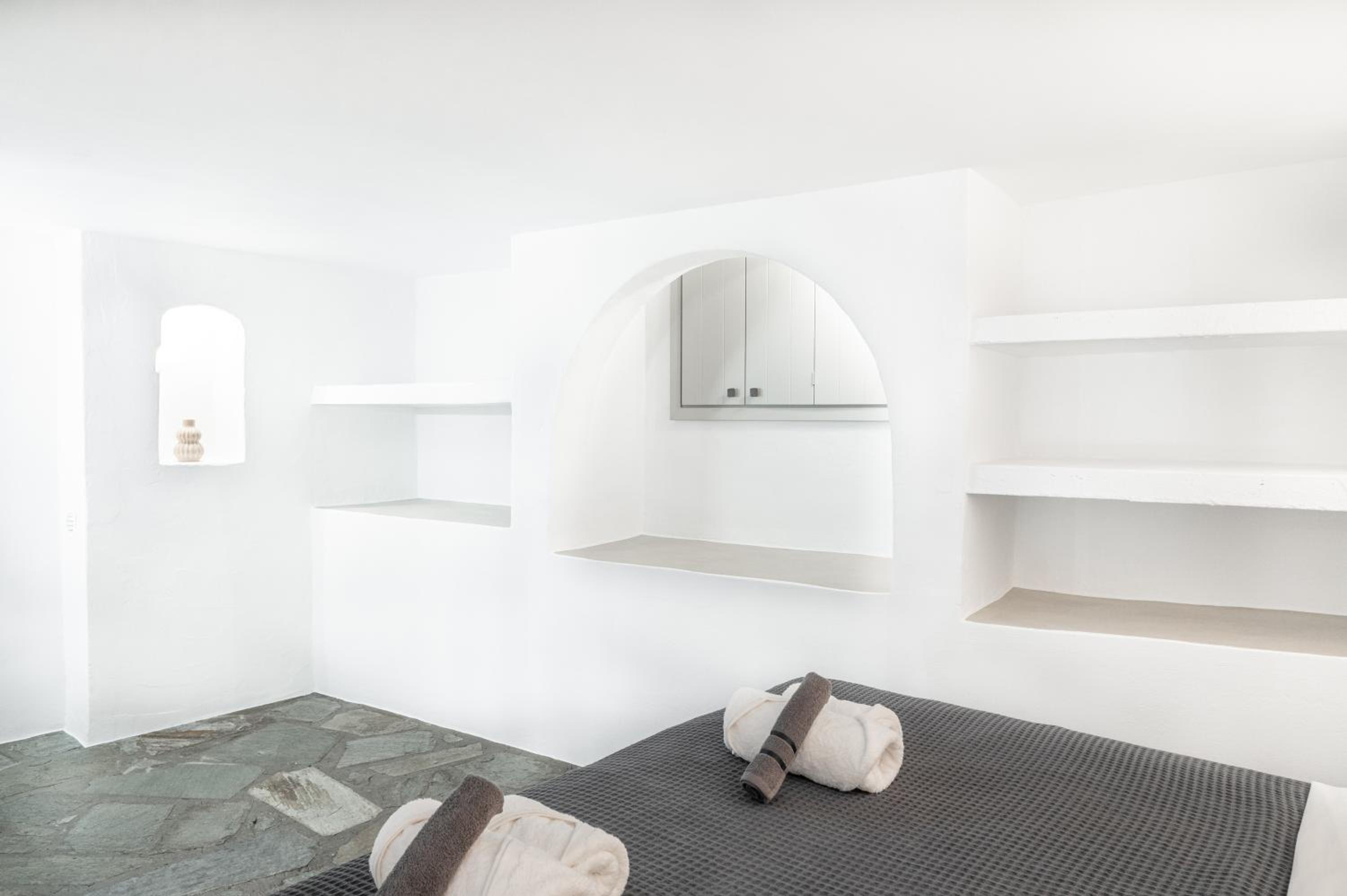 Nysa Kea - A Cycladic House