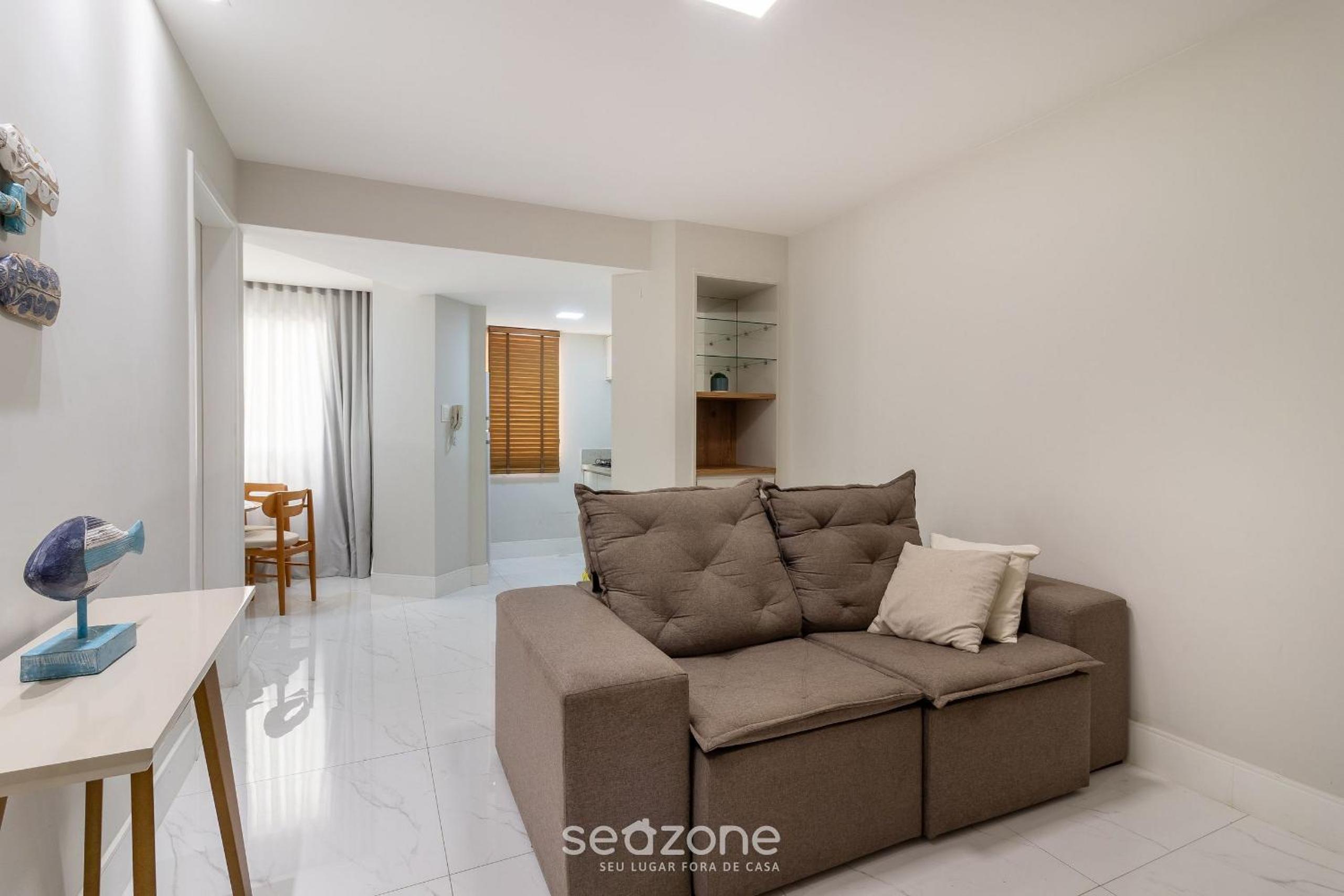 Beautiful Apart in Barra 110m from Beach CSF0202