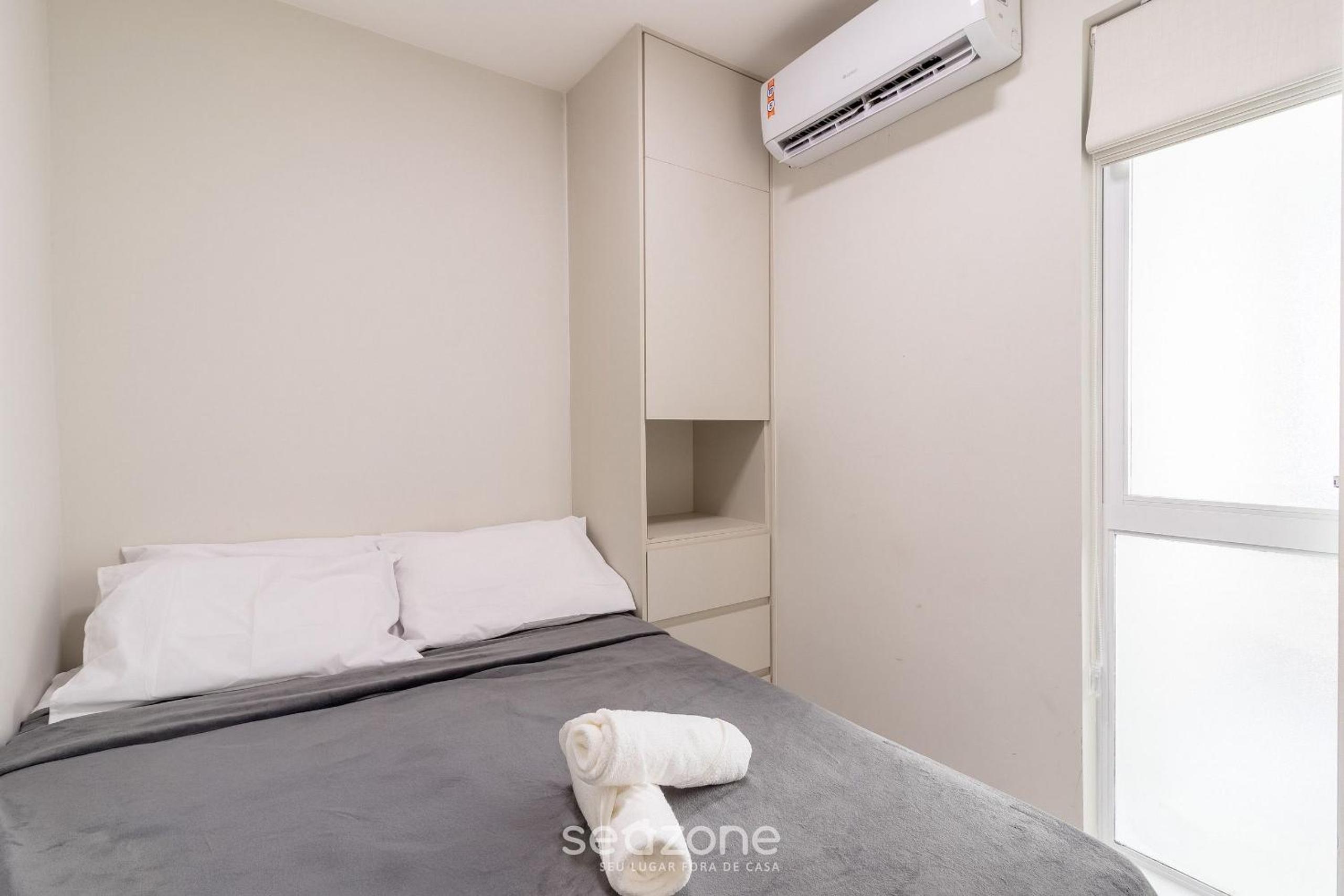 Beautiful Apart in Barra 110m from Beach CSF0202