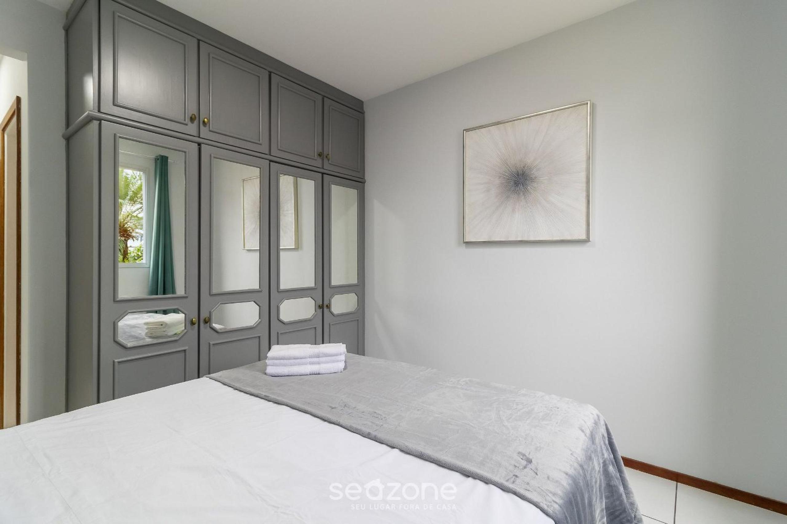 Apt with 3 bedrooms 200m from UFSC ELK0101