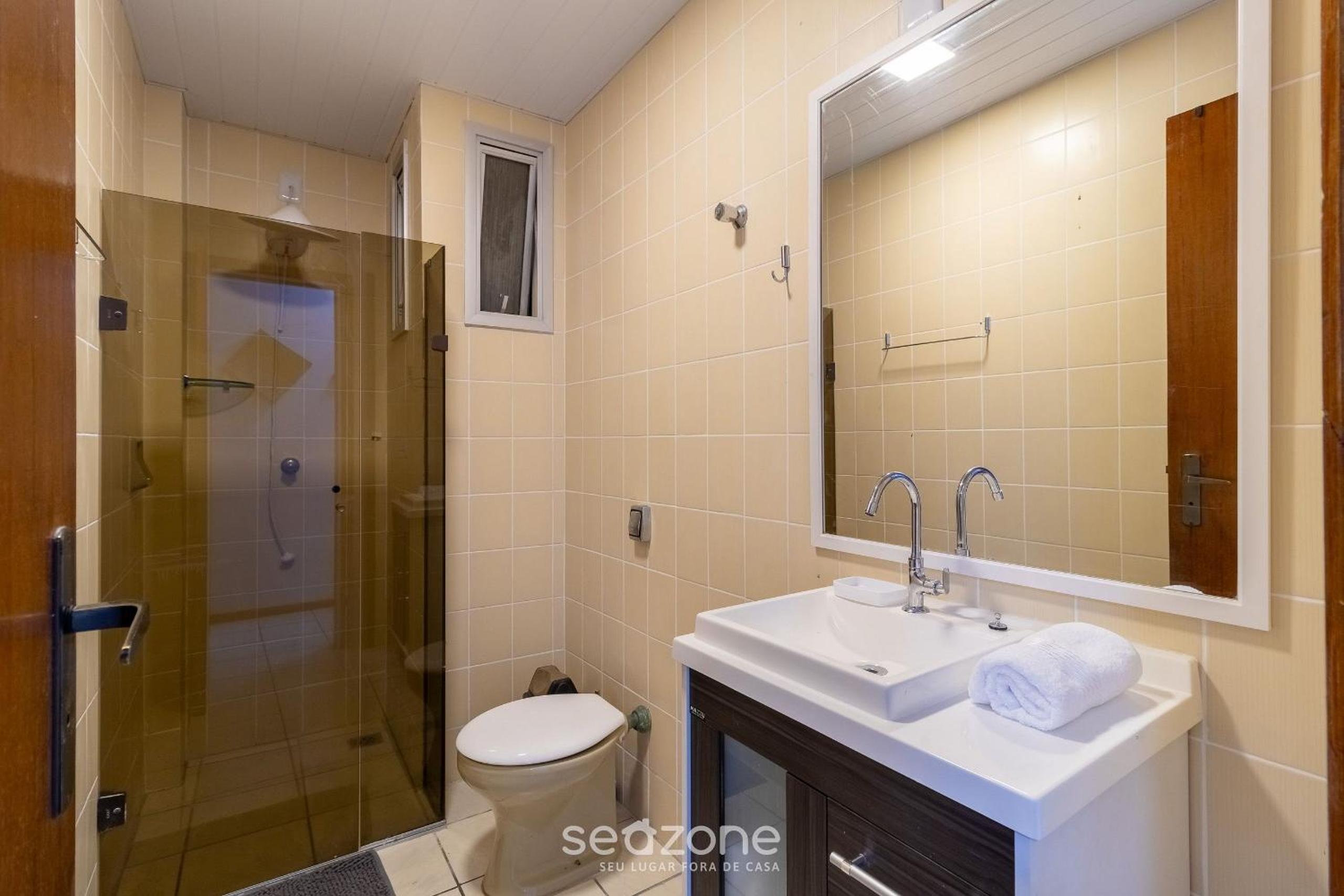 Apt with 3 bedrooms 200m from UFSC ELK0101