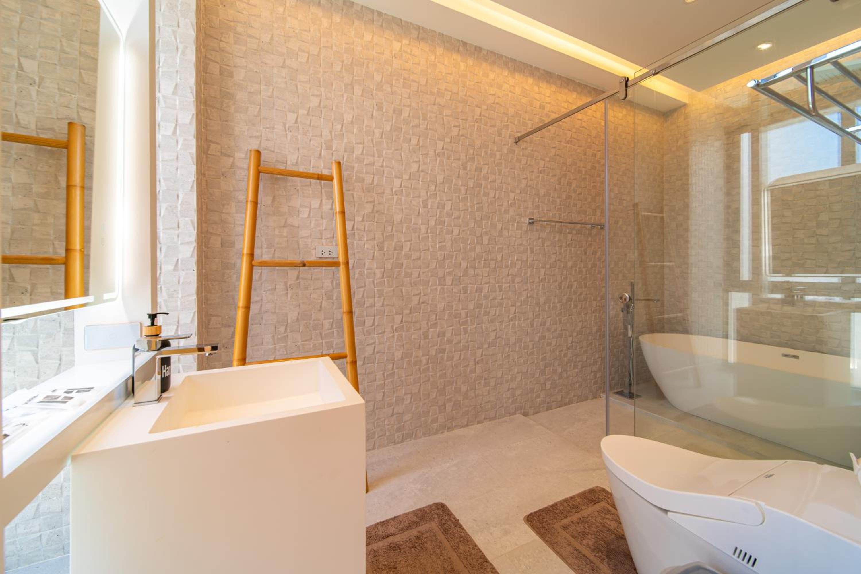 Tropical 3BR Villa with Private Pool Residence Villa by Warm Plus