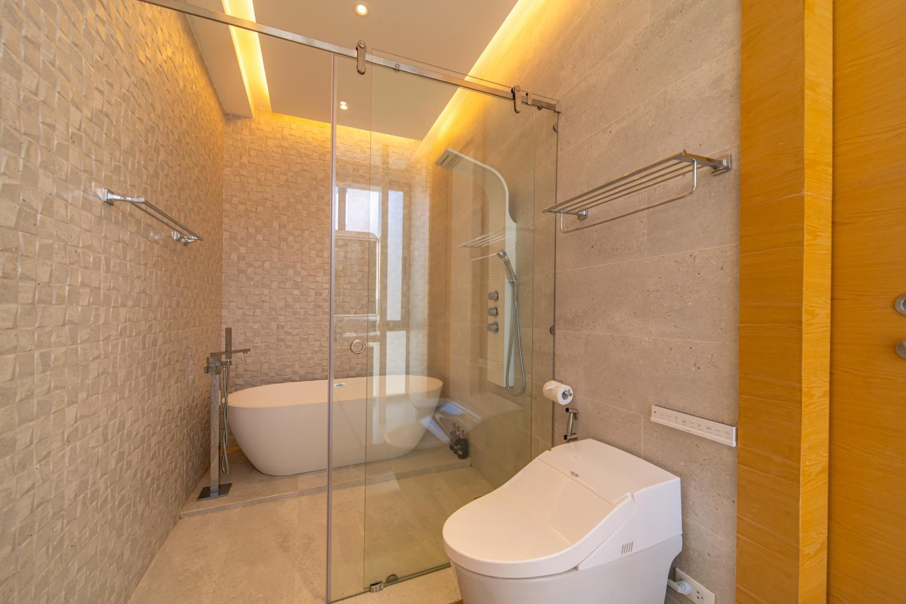 Tropical 3BR Villa with Private Pool Residence Villa by Warm Plus
