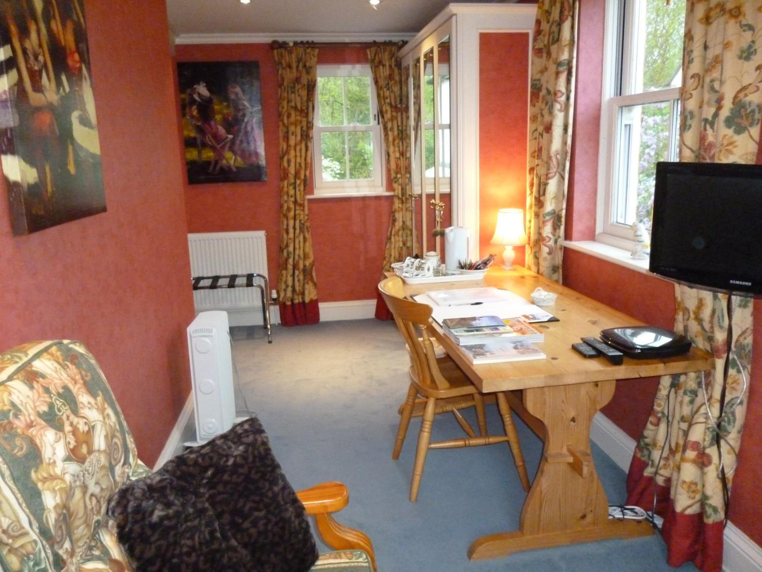 Photo 6