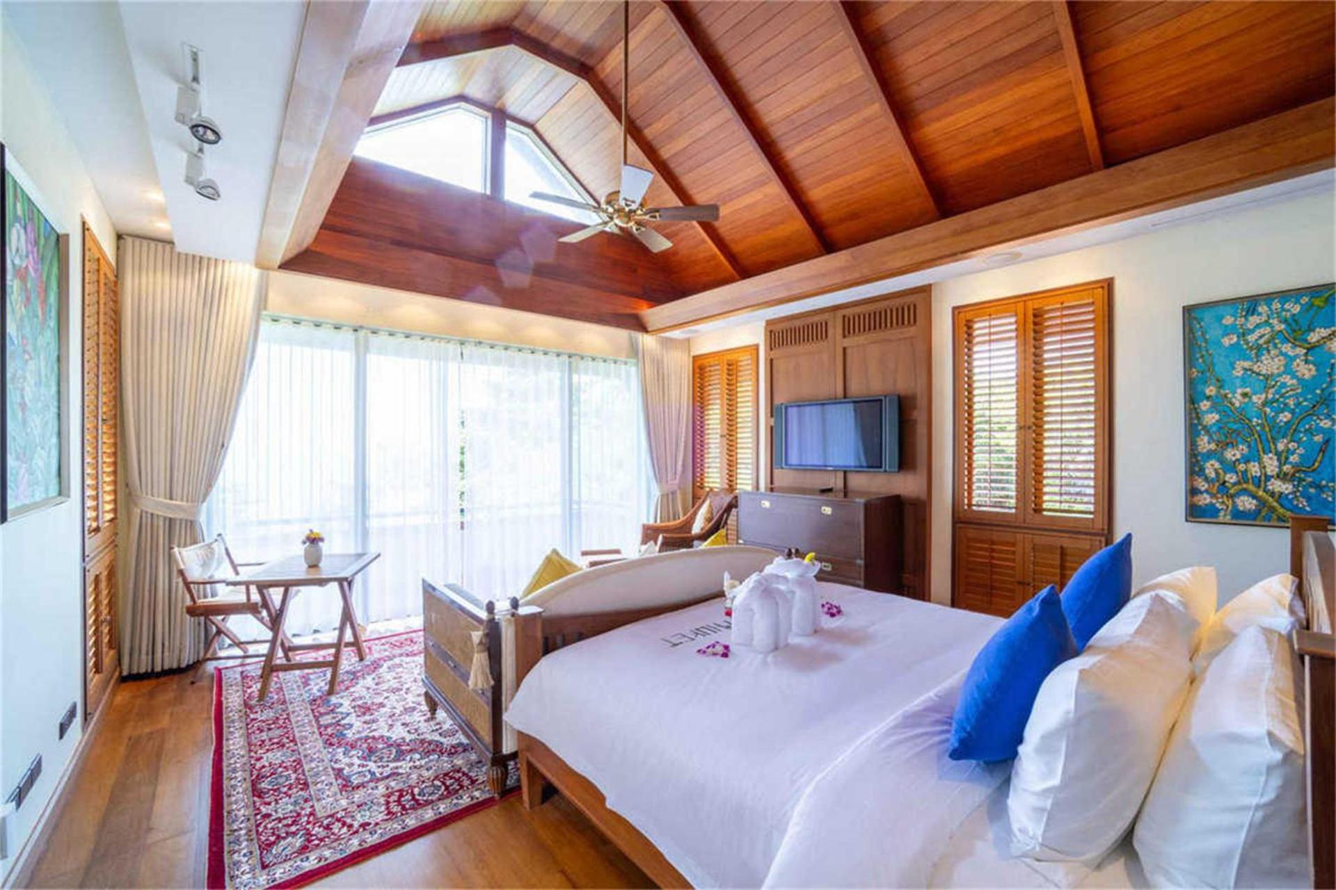 5BR Sea View Pool Villa - 3-Min Walk to Kata Beach - Villa Apsara by Warm Plus