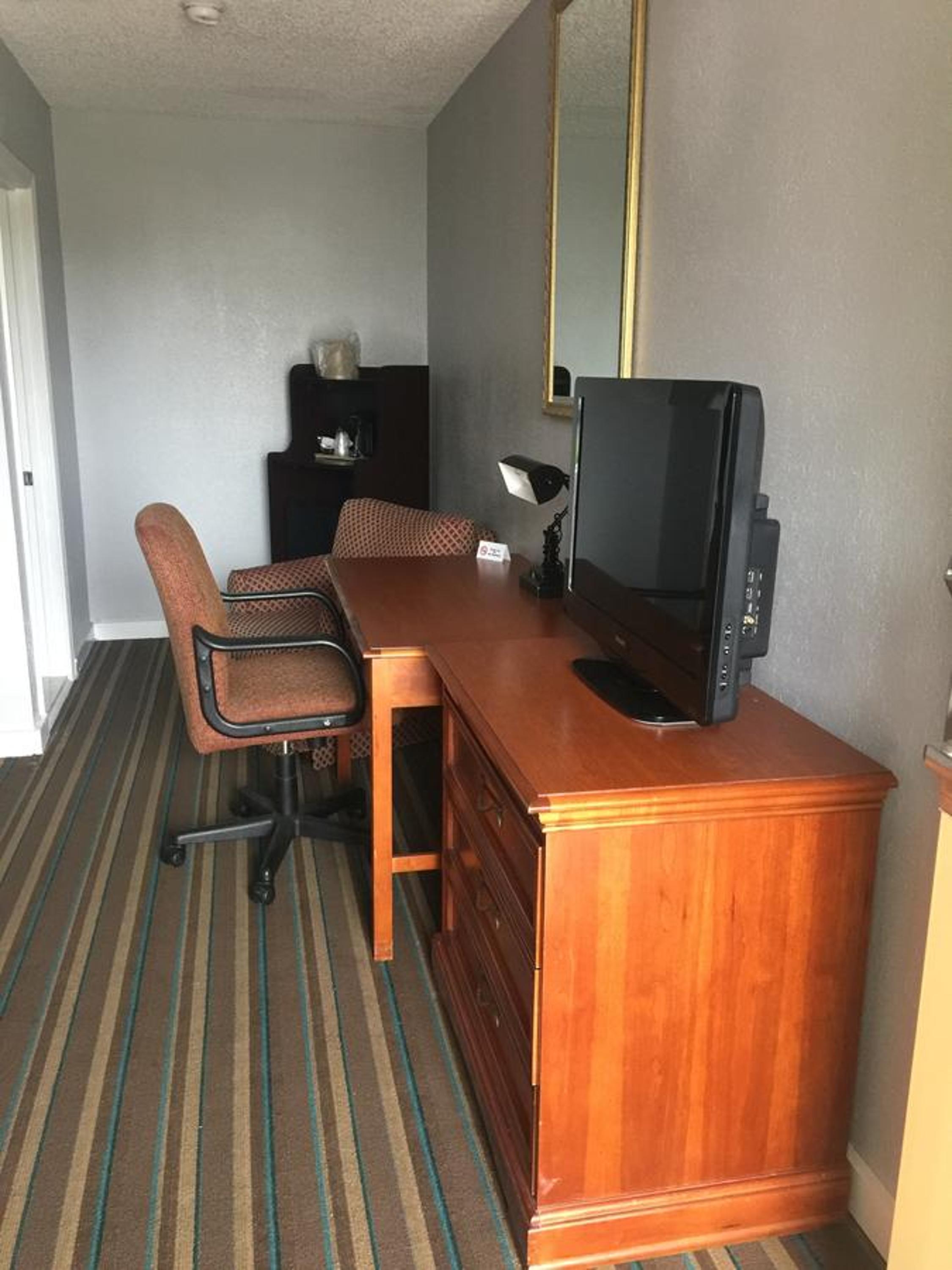 Scottish Inn and Suites - Bensalem-Philadelphia - Property Image 8