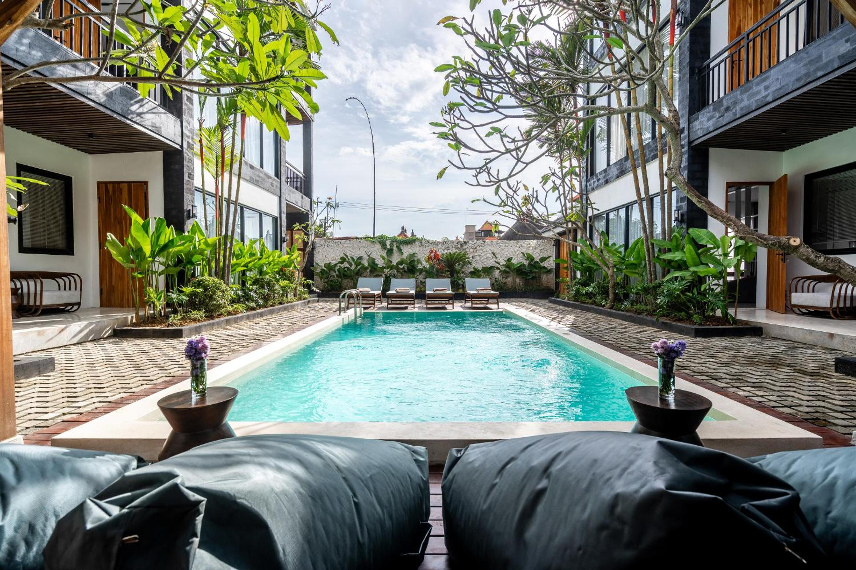Sebelas Apartments by EVDEkimi - The Residence with Authentic Cafe in Ubud Center