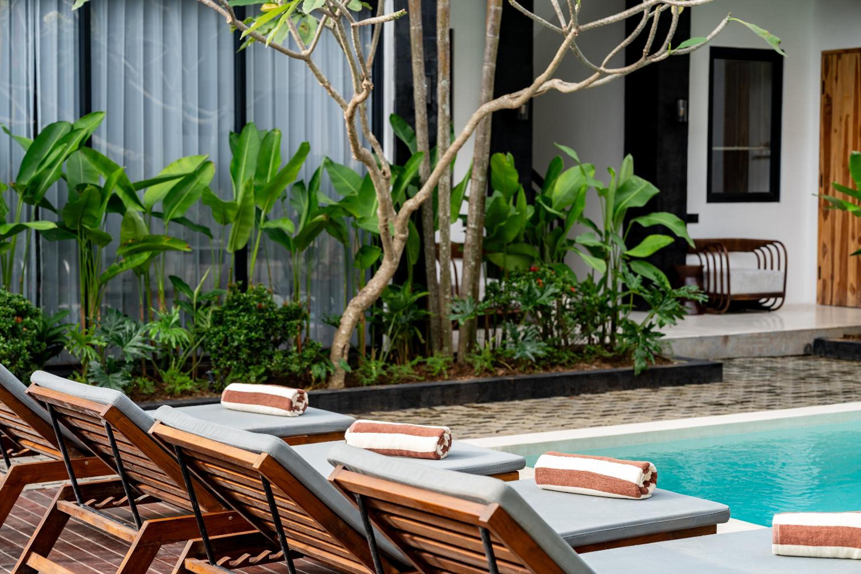 Sebelas Apartments by EVDEkimi - The Residence with Authentic Cafe in Ubud Center