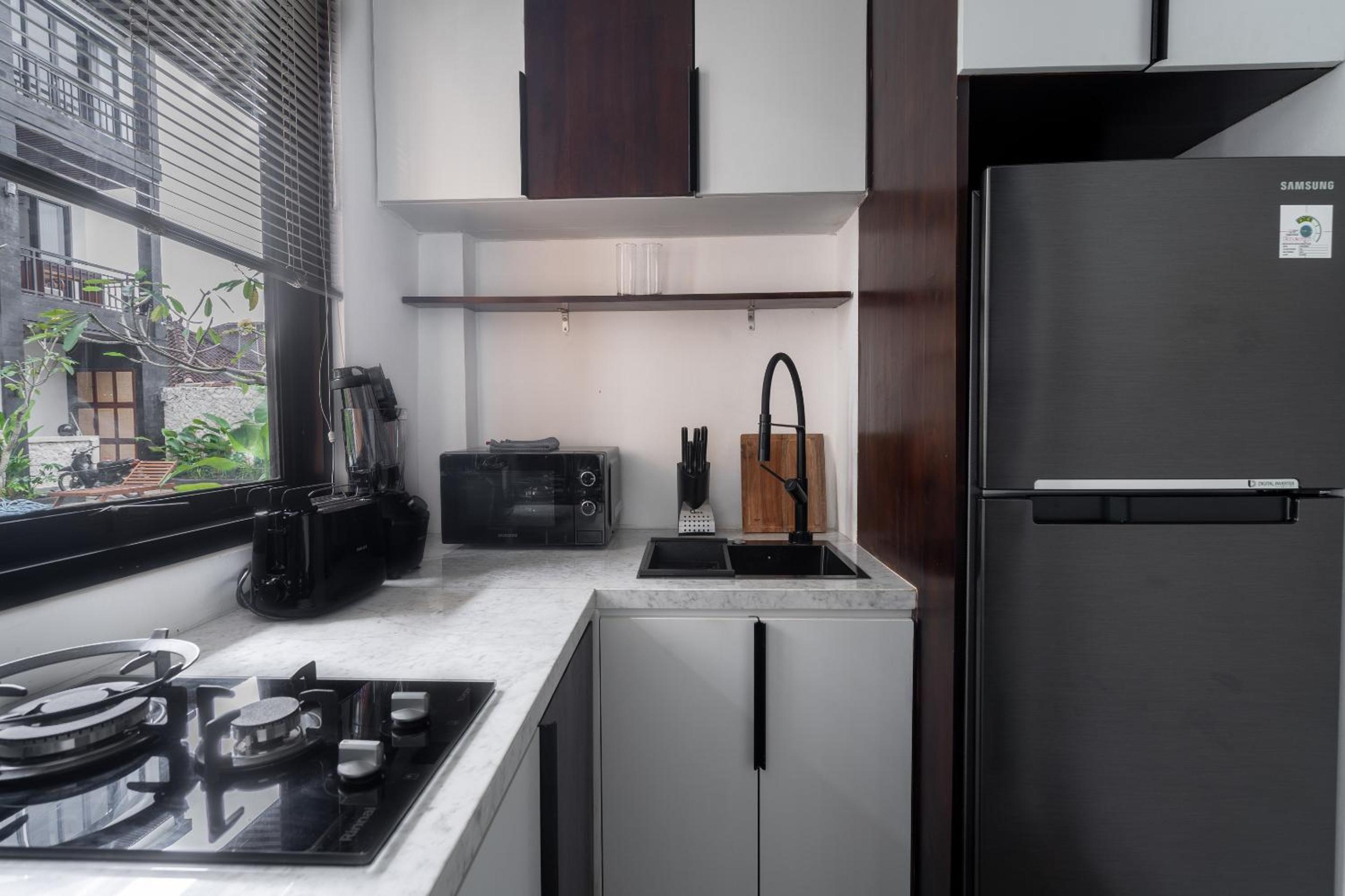 Sebelas Apartments by EVDEkimi - The Residence with Authentic Cafe in Ubud Center
