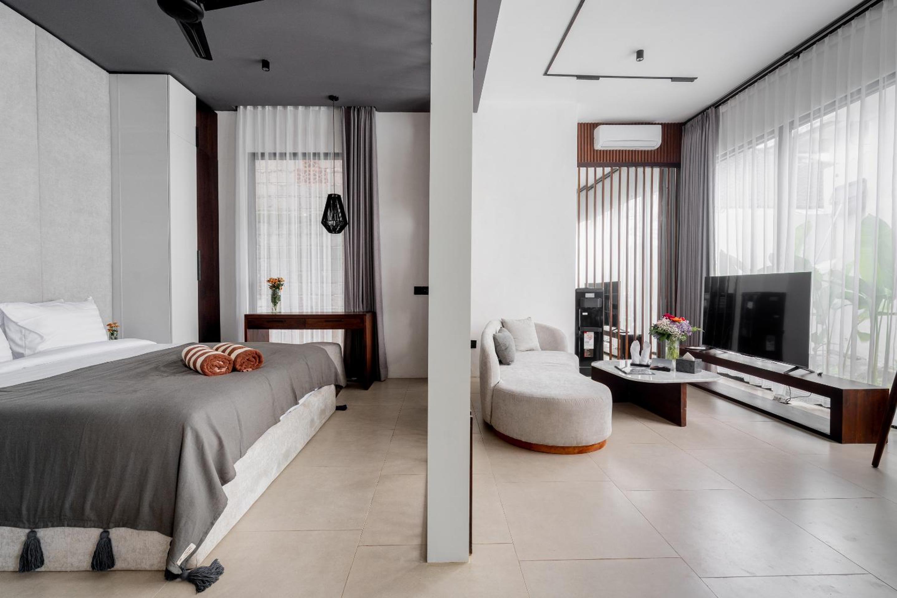 Sebelas Apartments by EVDEkimi - The Residence with Authentic Cafe in Ubud Center