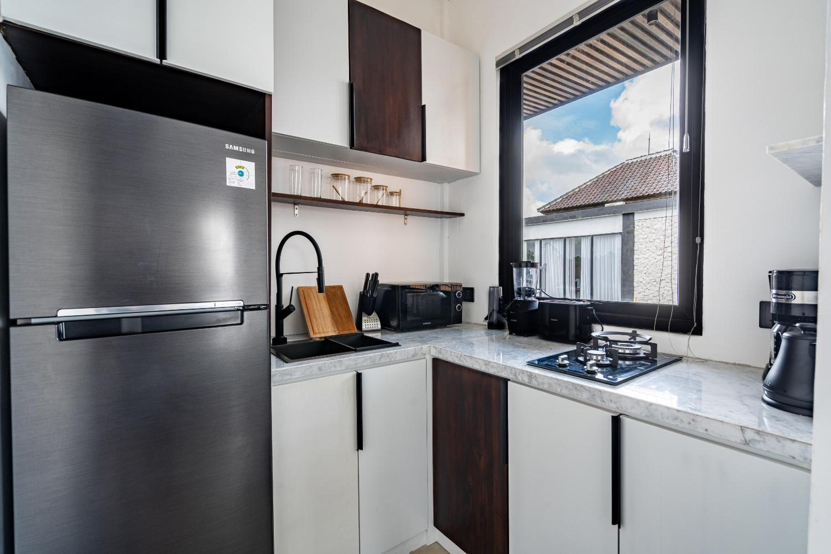 Sebelas Apartments by EVDEkimi - The Residence with Authentic Cafe in Ubud Center