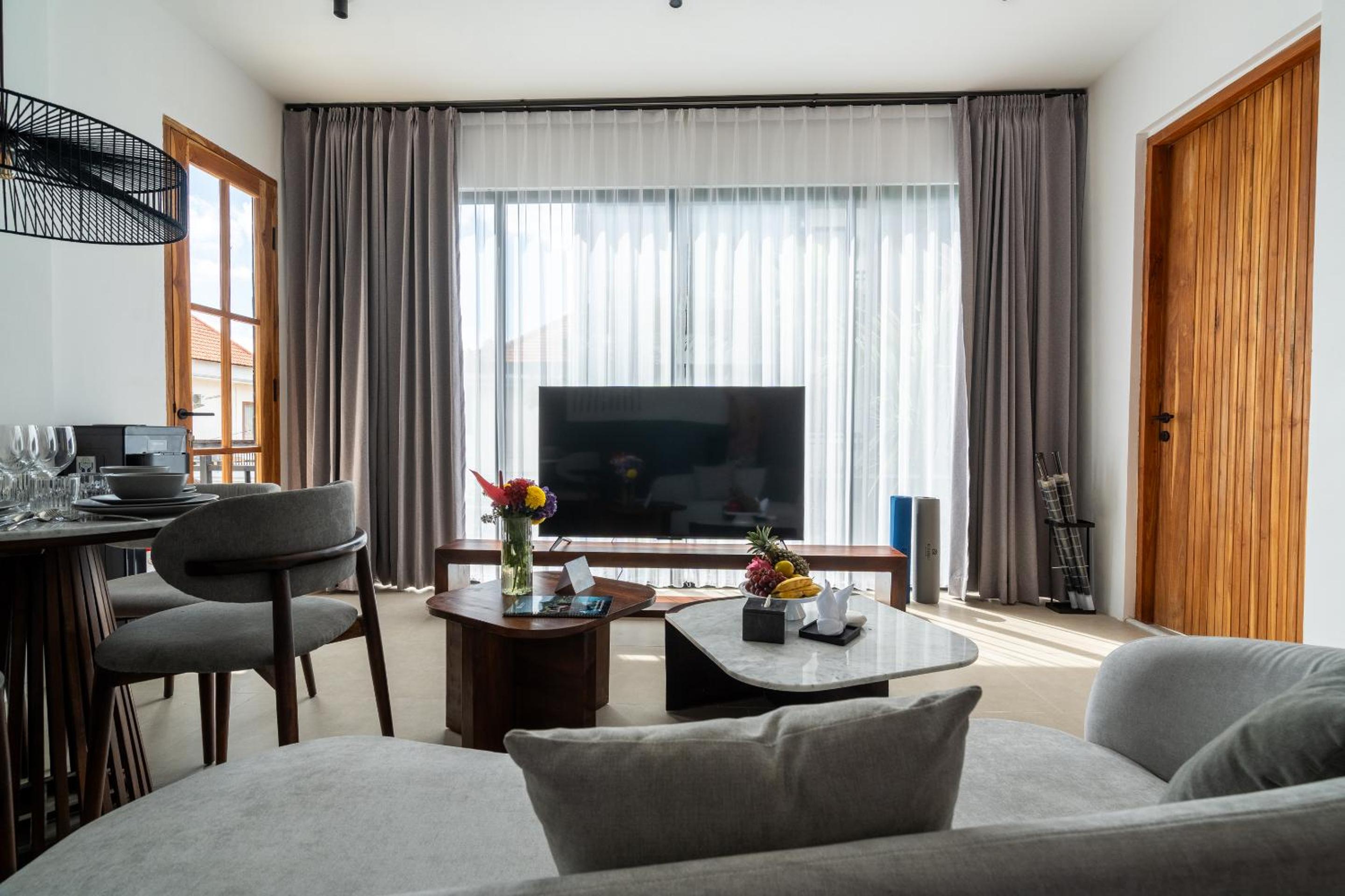 Sebelas Apartments by EVDEkimi - The Residence with Authentic Cafe in Ubud Center
