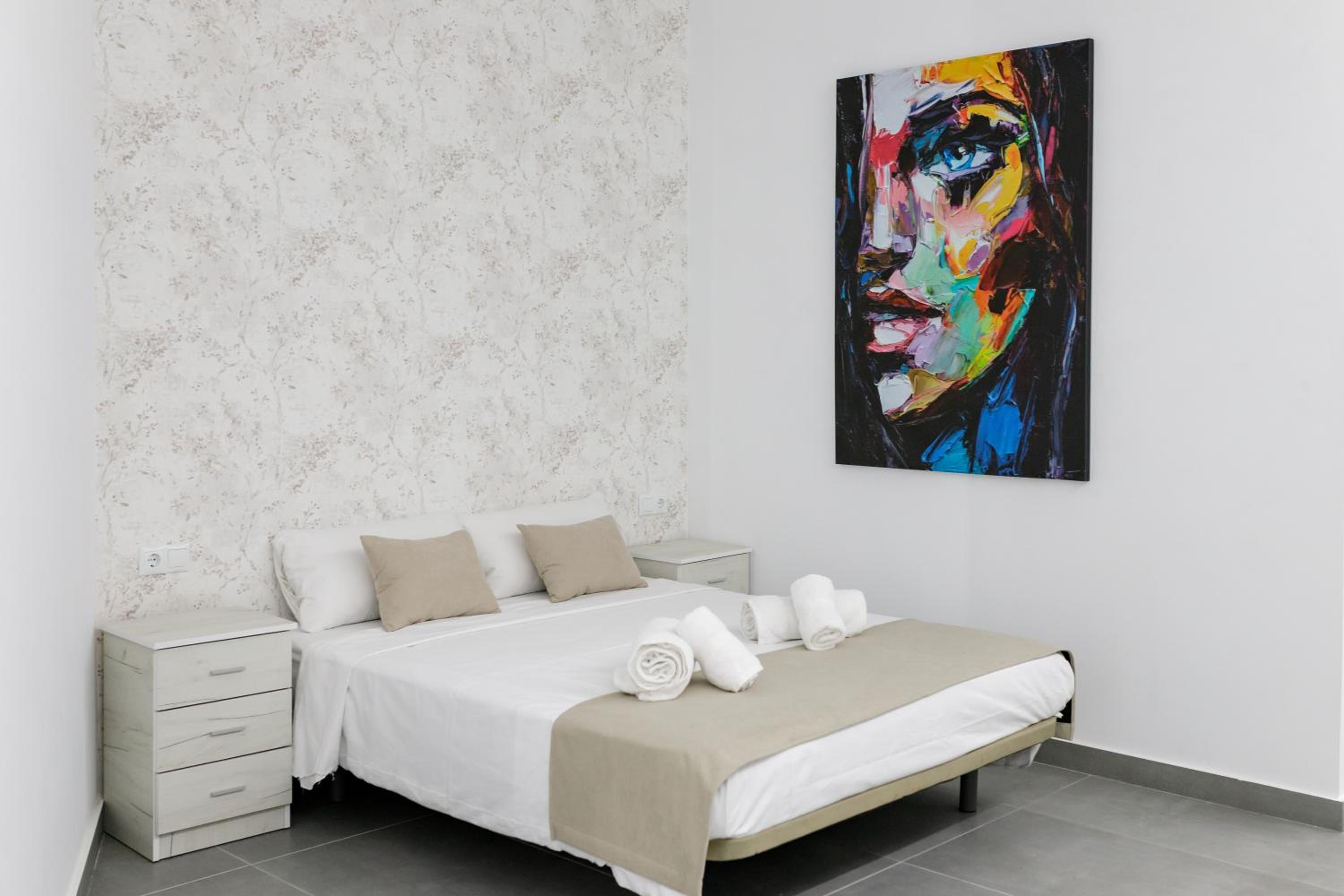 Ro's Lil Suites San Juan Alicante
