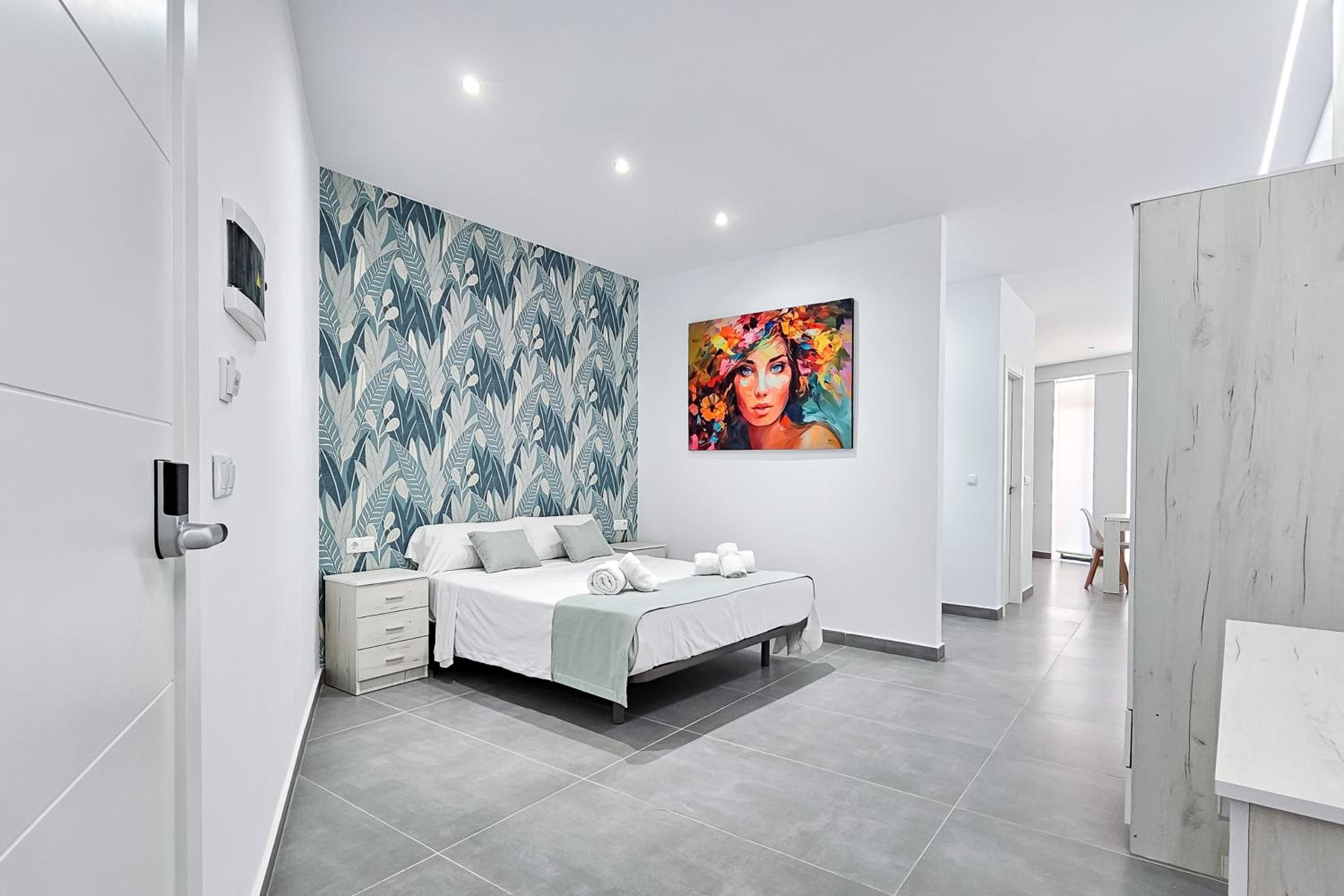 Ro's Lil Suites San Juan Alicante