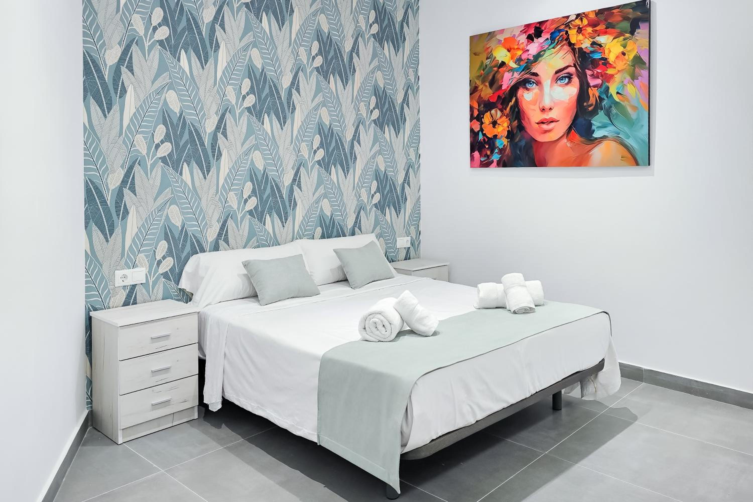 Ro's Lil Suites San Juan Alicante