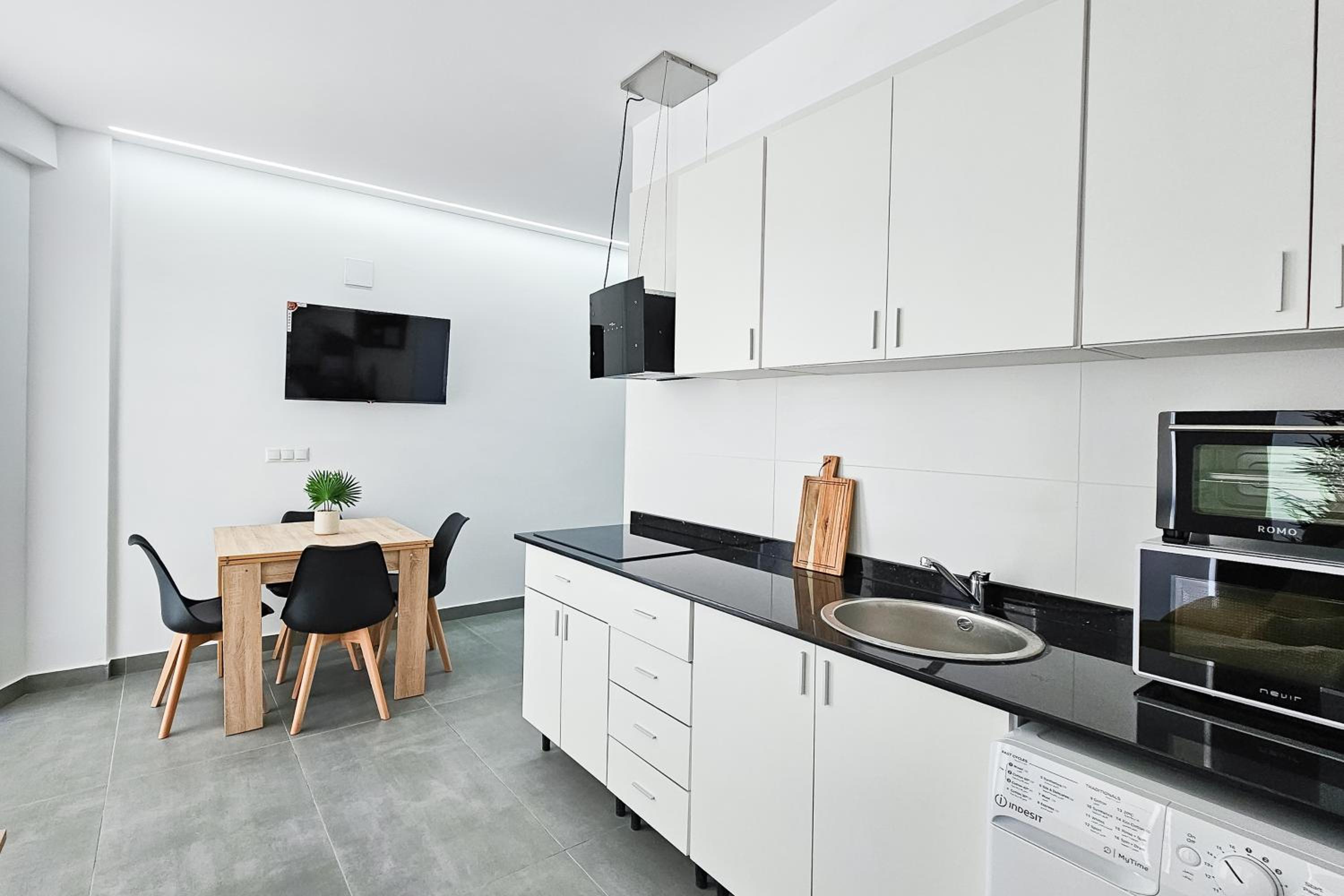 Ro's Lil Suites San Juan Alicante