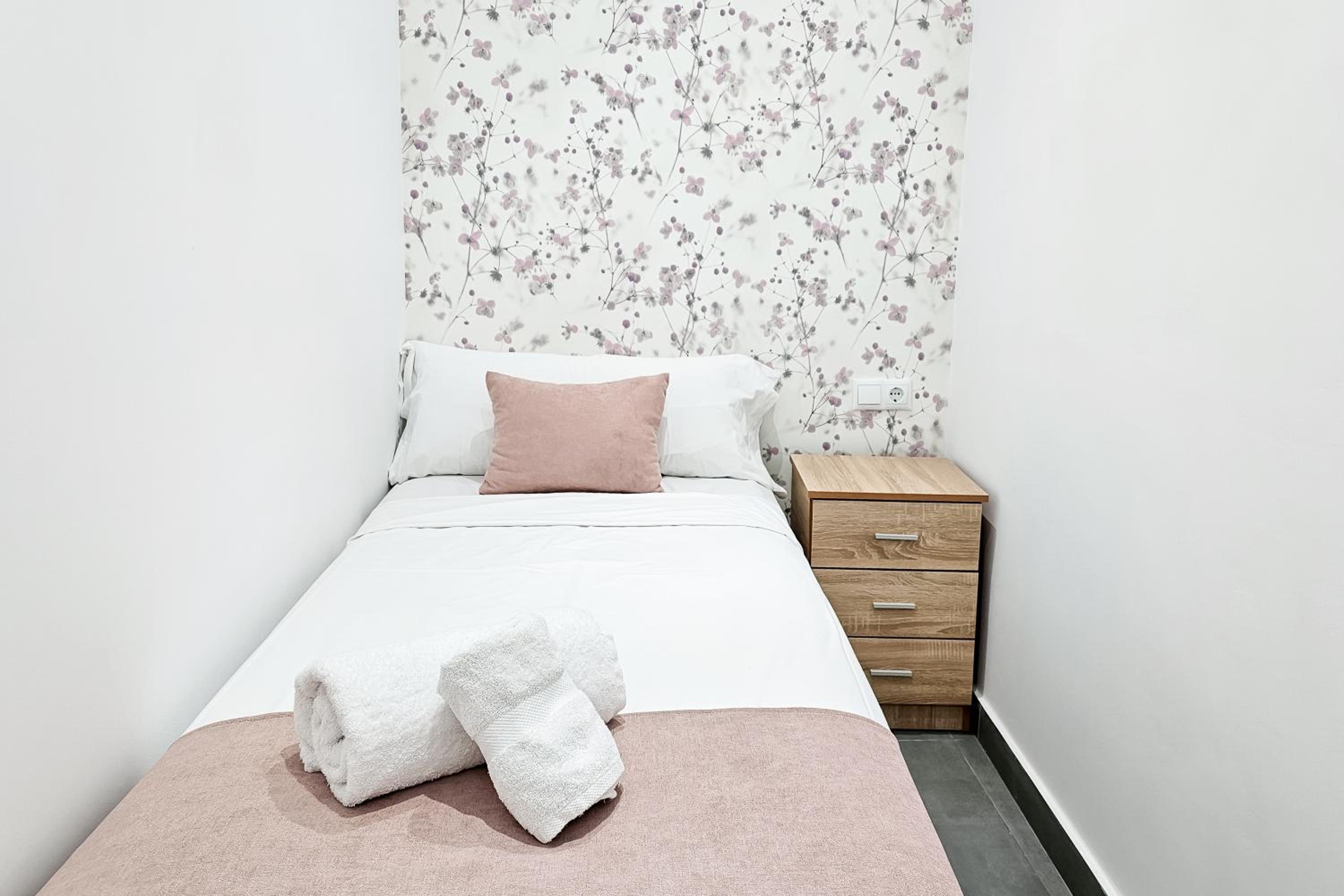 Ro's Lil Suites San Juan Alicante