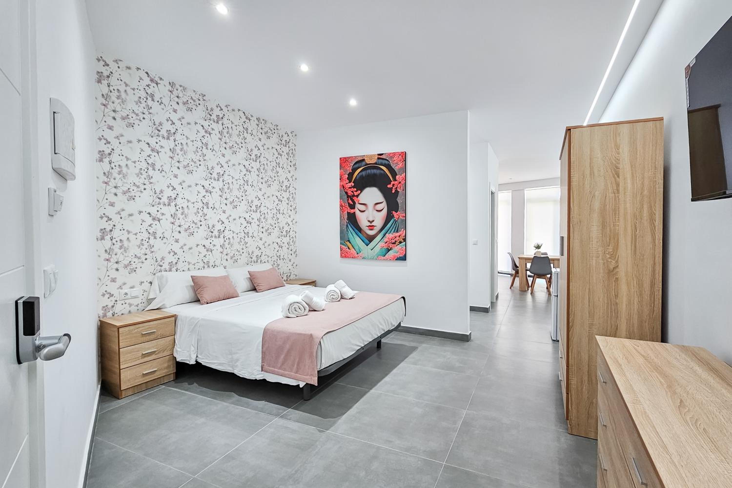 Ro's Lil Suites San Juan Alicante