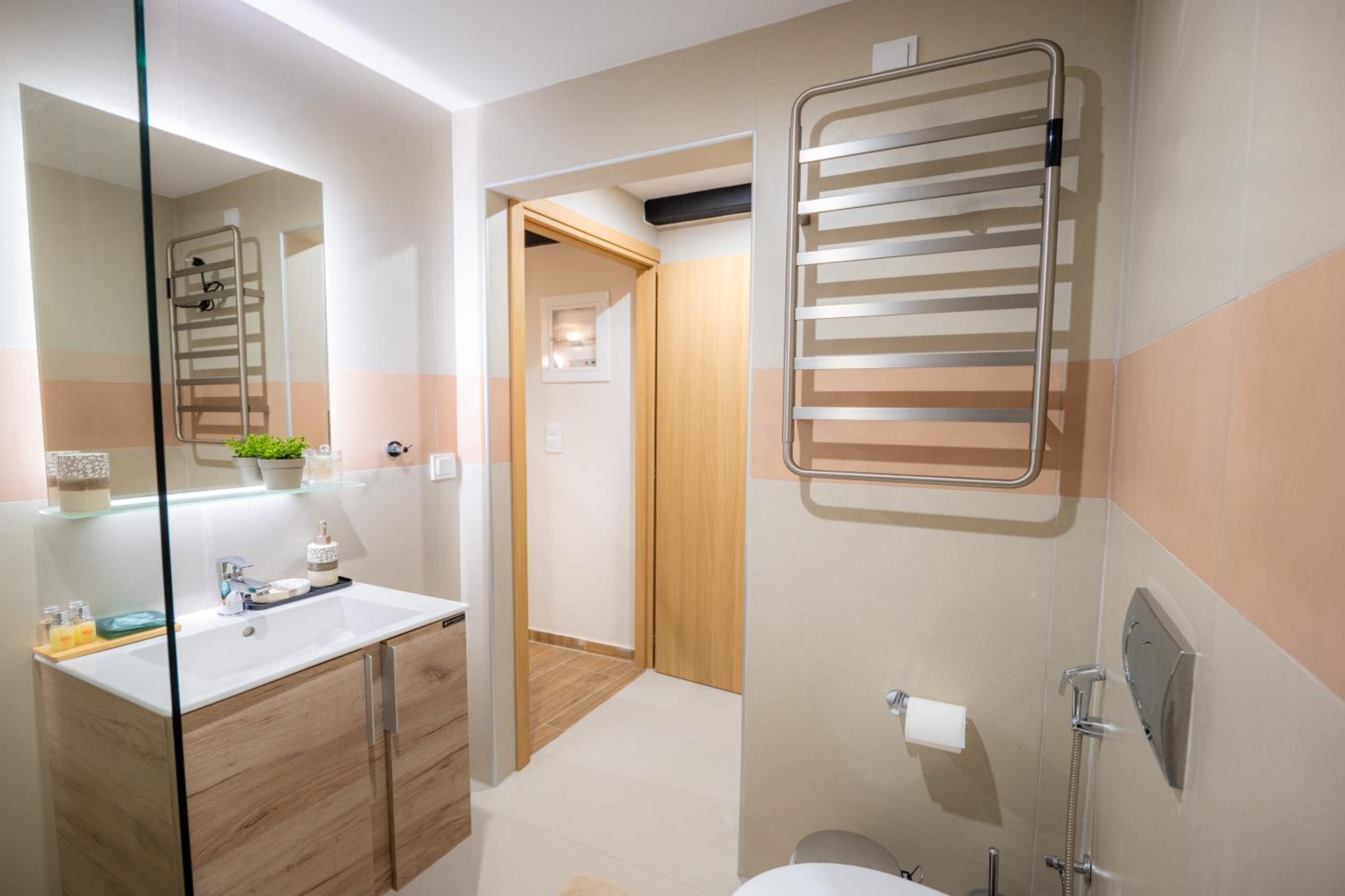 Vayas Residences - Agora