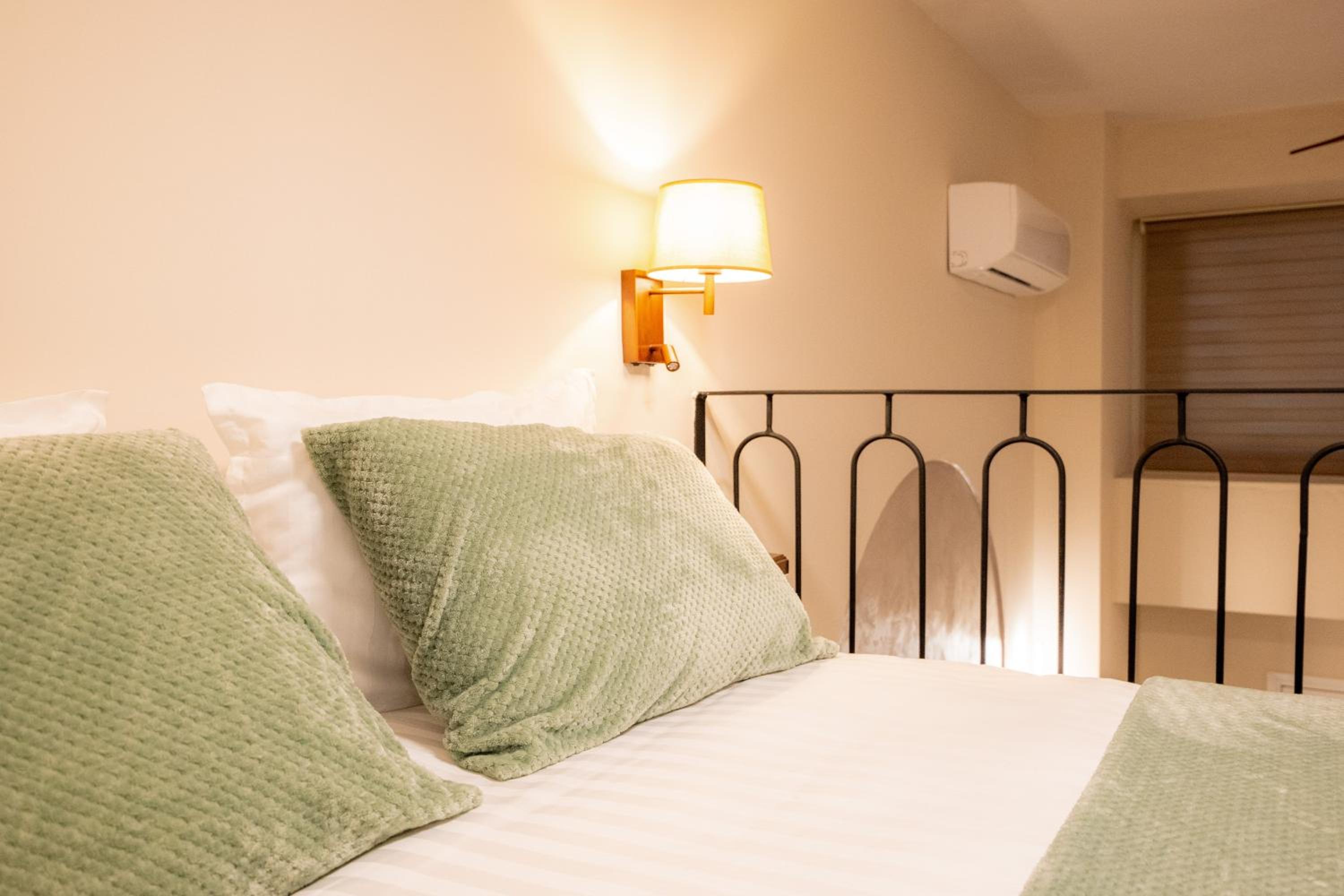 Vayas Residences - Agora