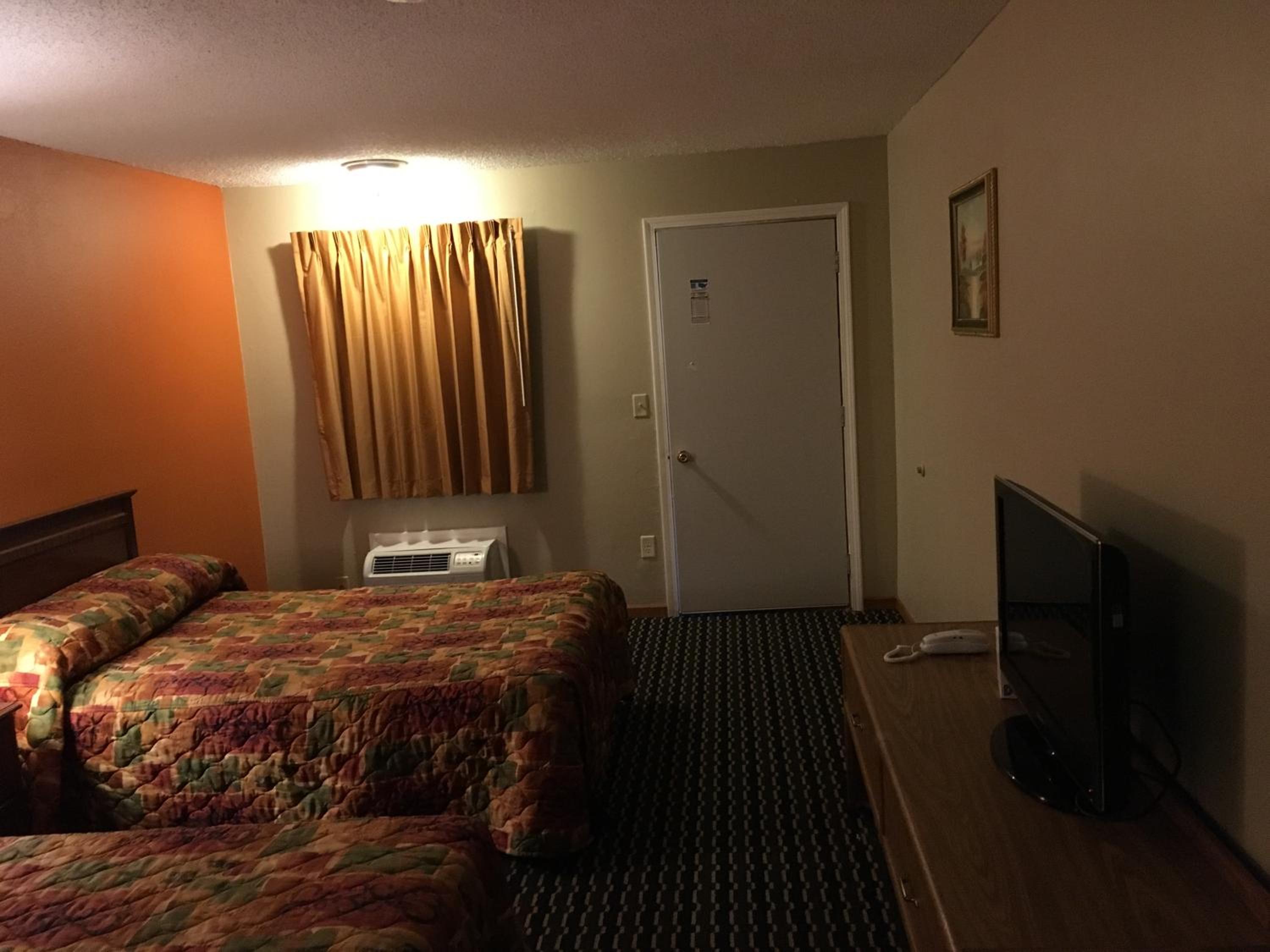 Merrillville Vacations - Knights Inn Merrillville - Property Image 44