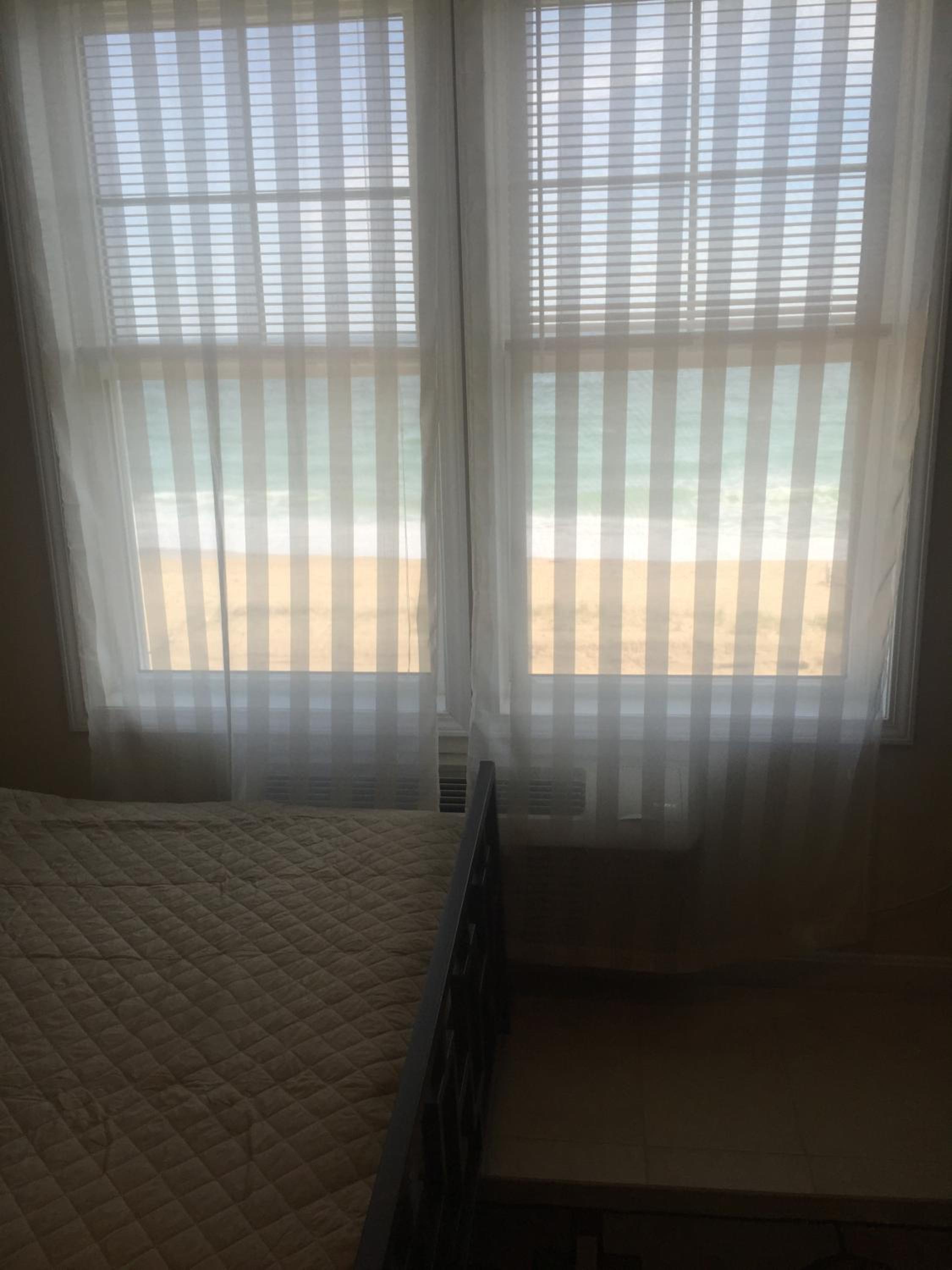 Misquamicut Beach Front Inn