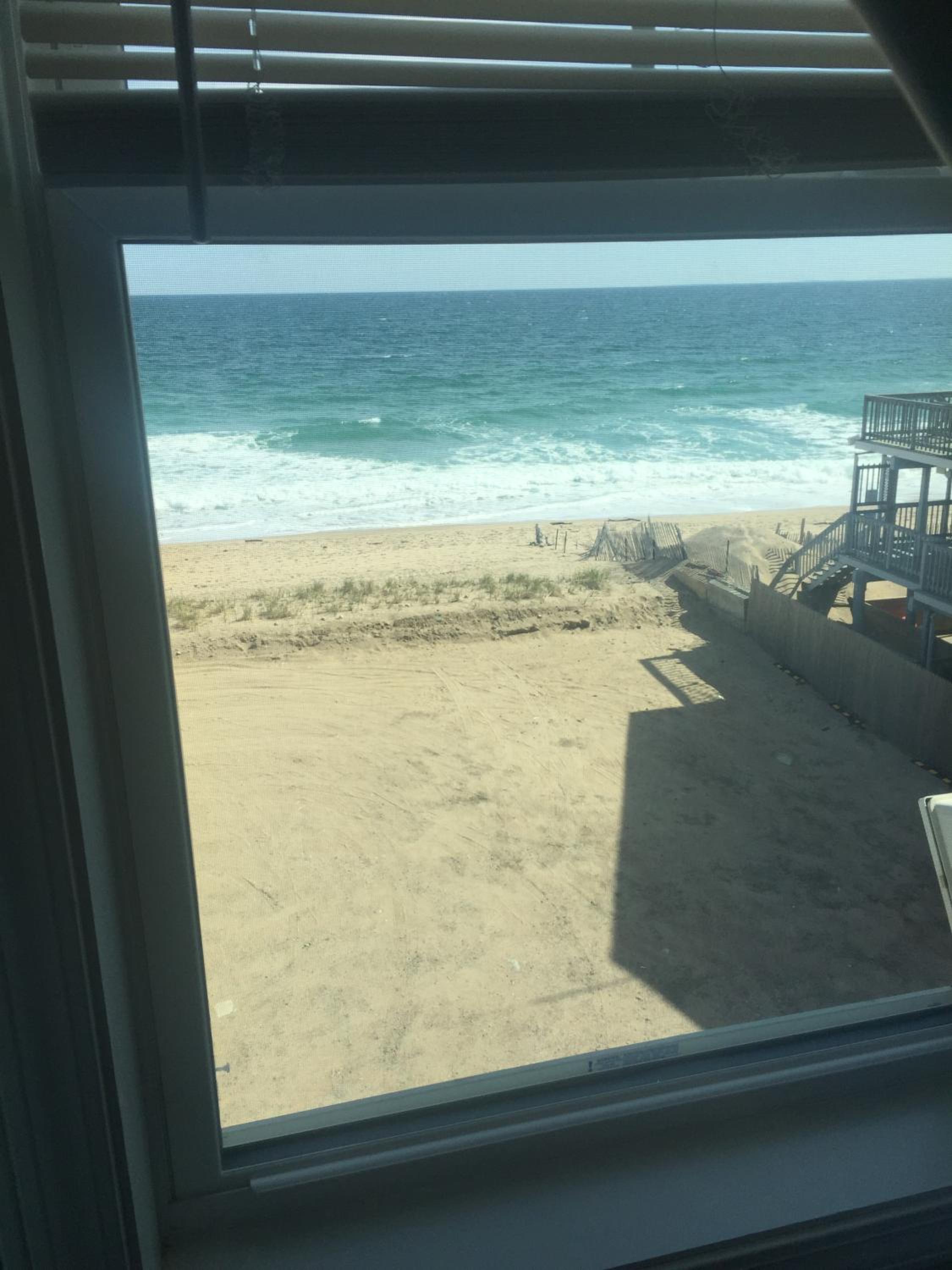 Misquamicut Beach Front Inn